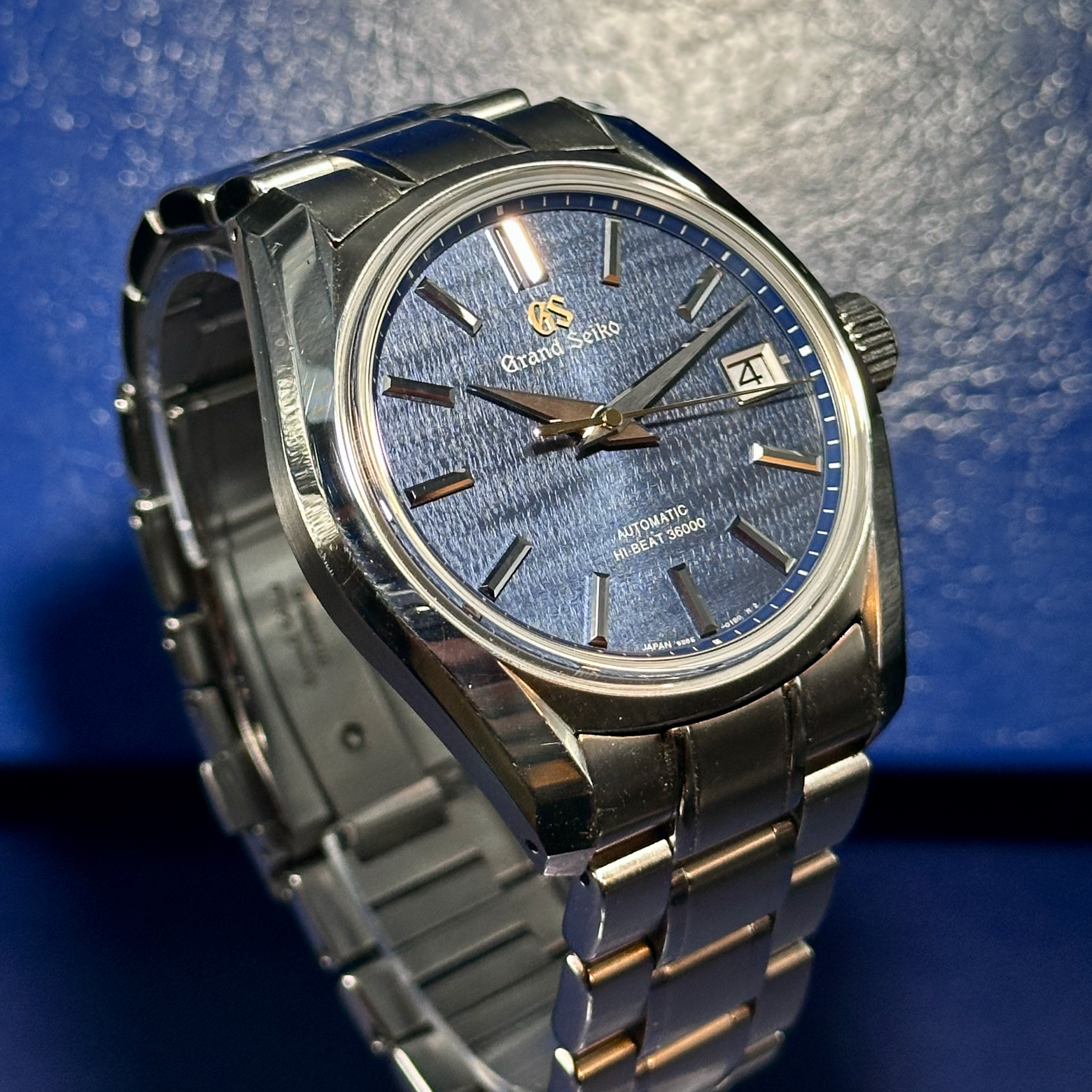 Grand Seiko Hi-Beat 36000 Heritage Shubun Four Seasons Collection Autumn SBGH273