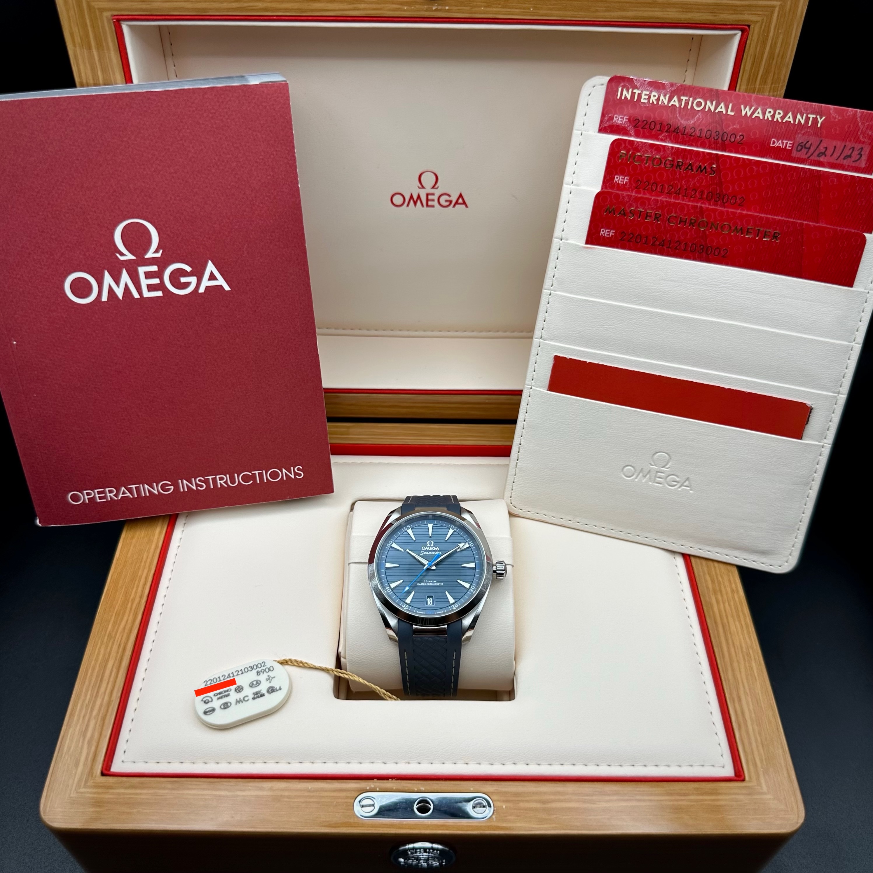 Omega Seamaster Aqua Terra 150M Blue Dial | Rubber Strap