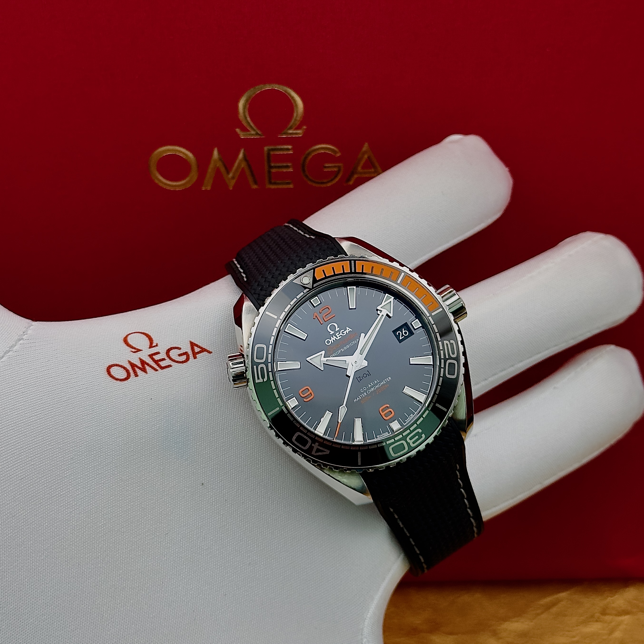 Omega SeaMaster Planet Ocean 600m Orange