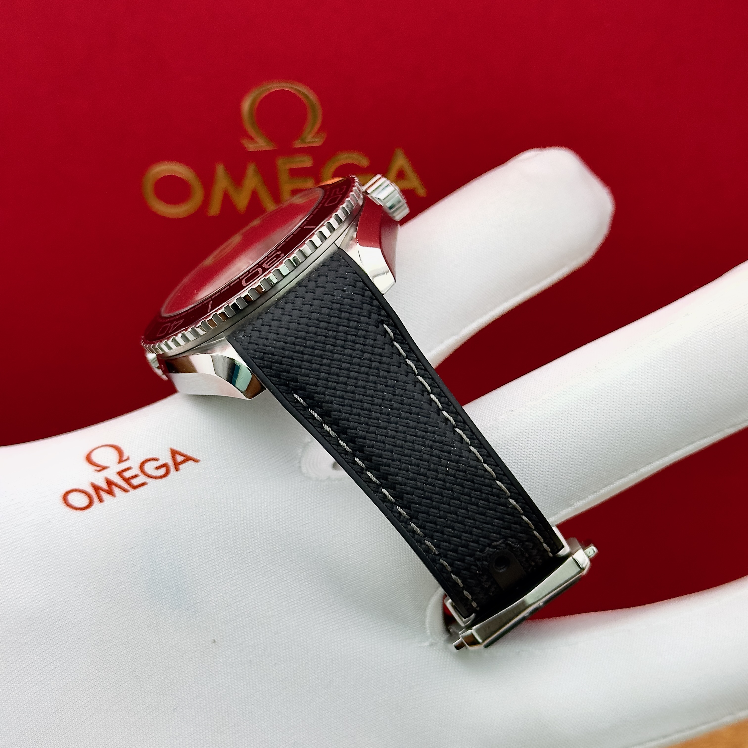 Omega SeaMaster Planet Ocean 600m Orange