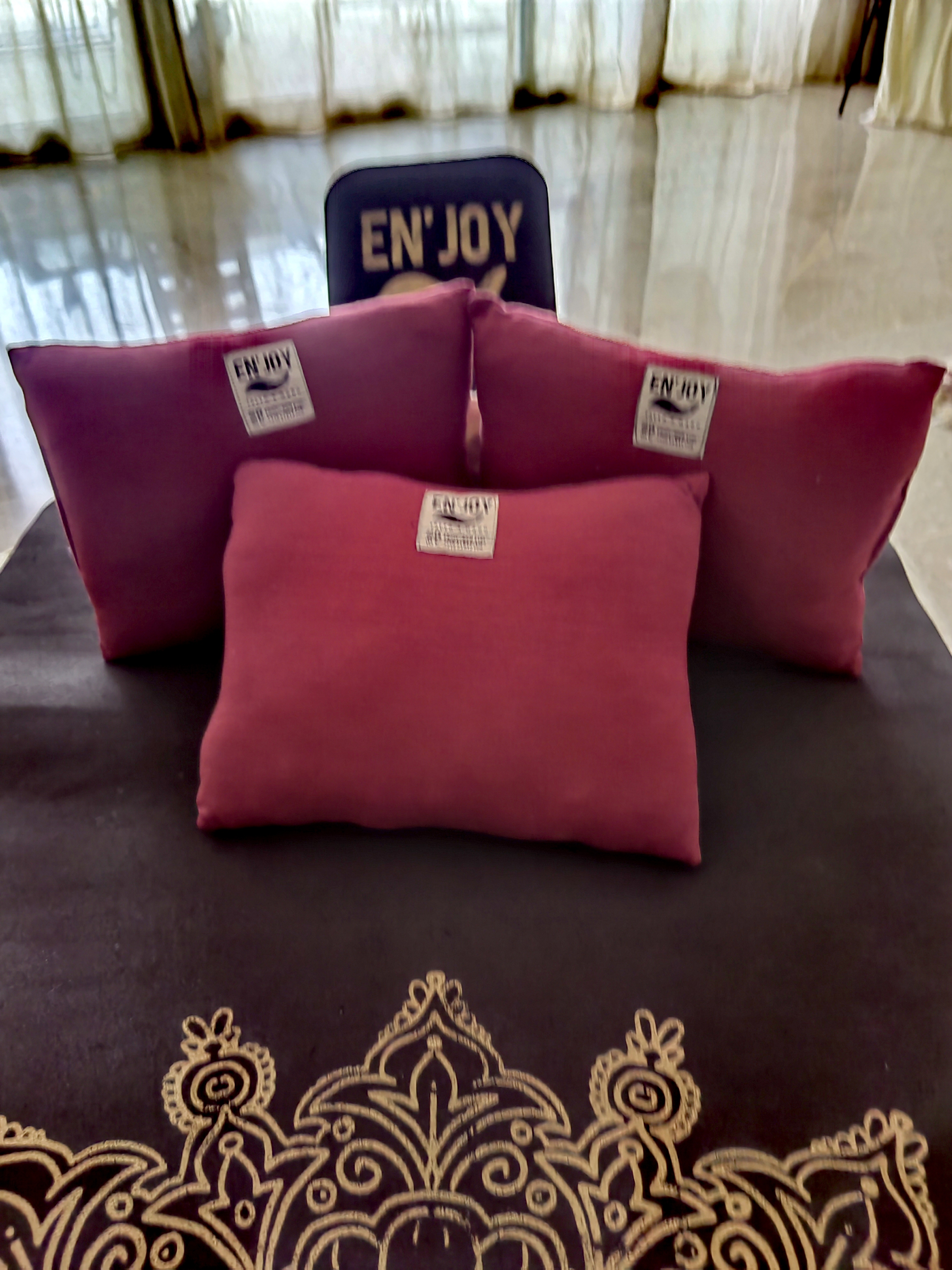EN'JOY Relaxing Head Pillow (26cm x 21cm)