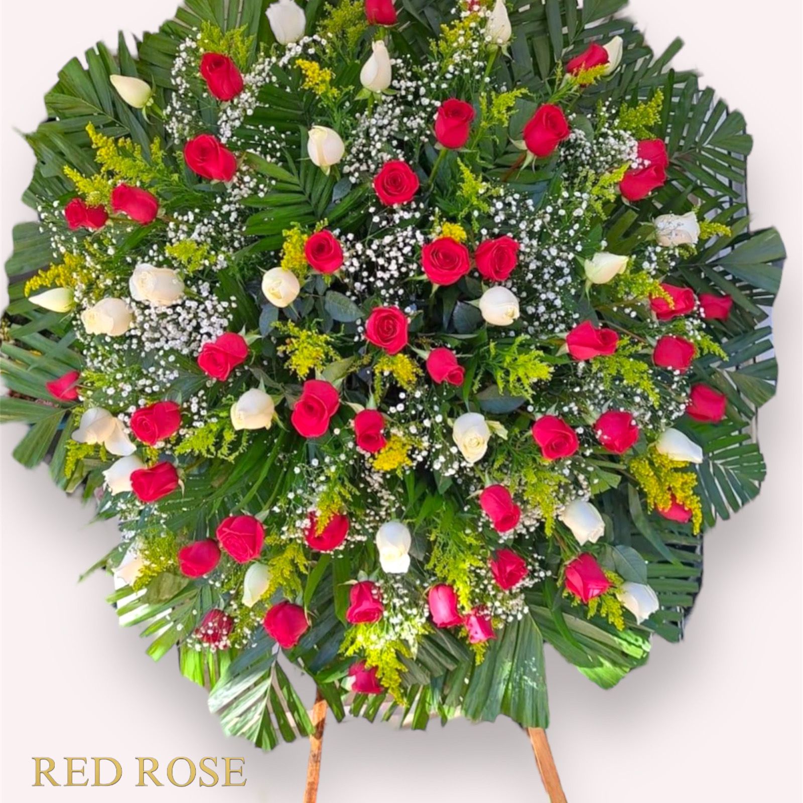 Corona de 50 rosas y flores extras