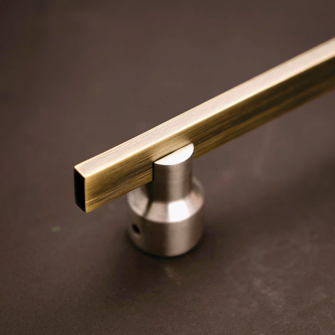 Sleek Stainless Steel 304 Main Door Handle - (HLY) | Intterior100