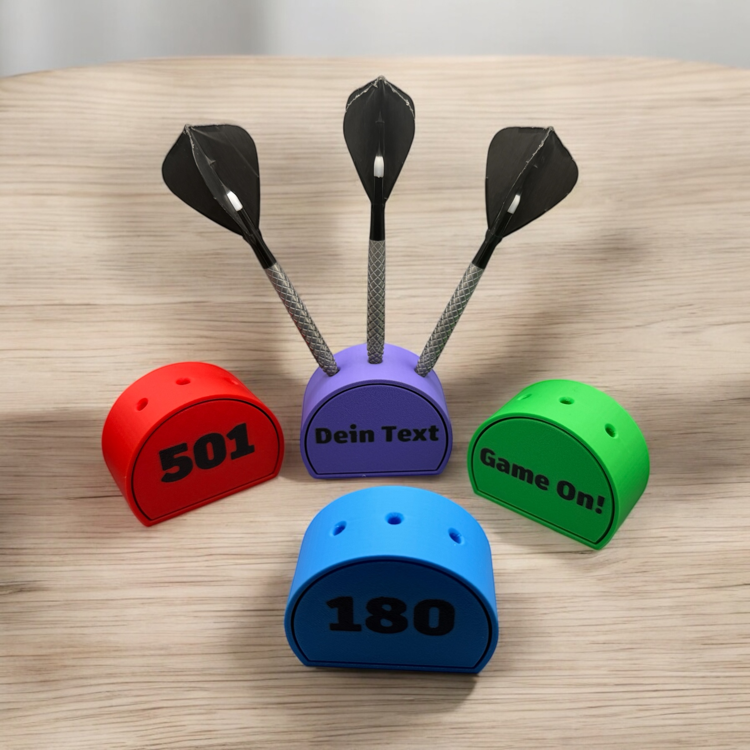 Personalisierbarer Dartaufsteller aus Plastik – Mit Wunschtext und anpassbaren Farben für den Hobbyraum