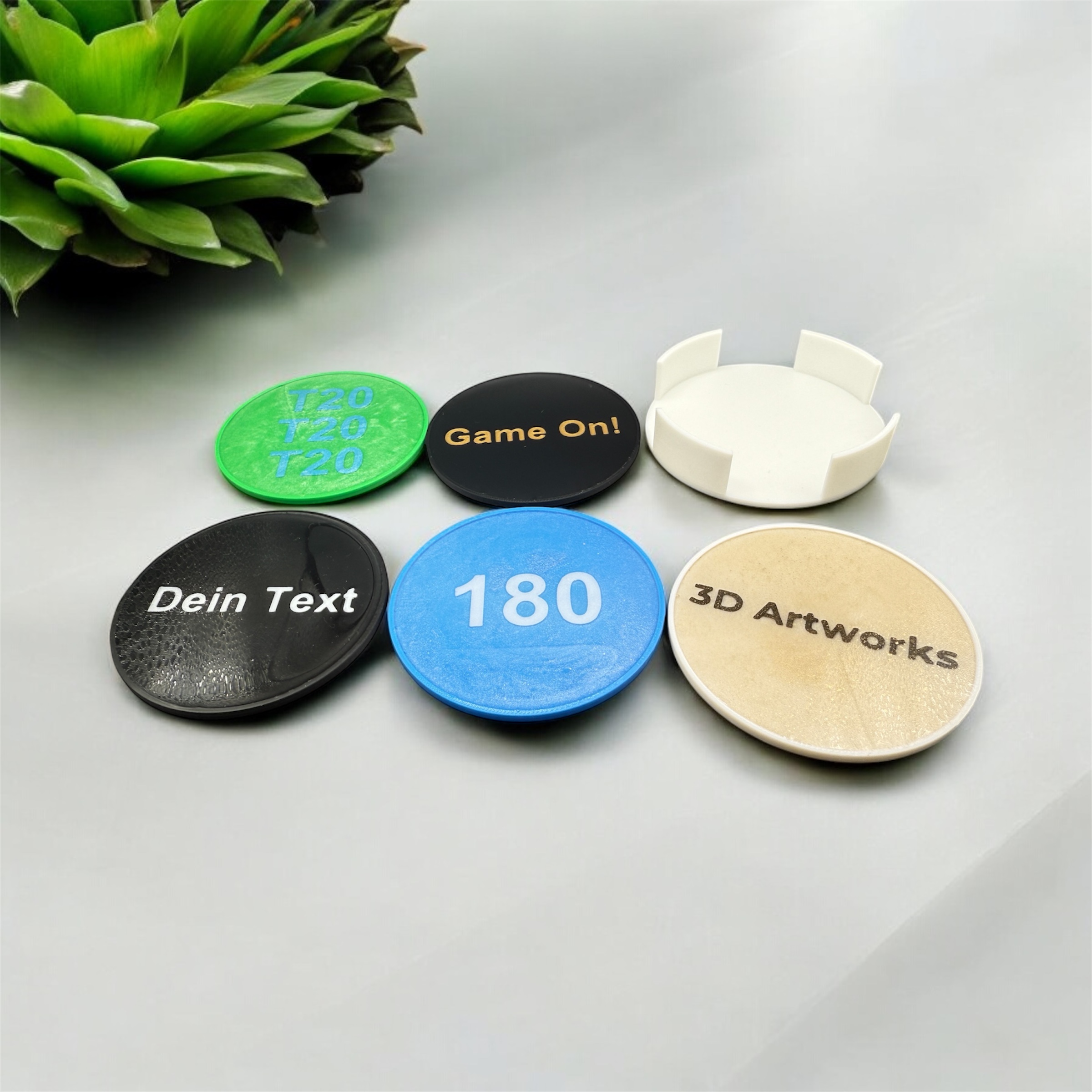 Individuell gestaltete 3D-gedruckte Getränkeuntersetzer mit Wunschaufschrift, veredelt mit Epoxidharz