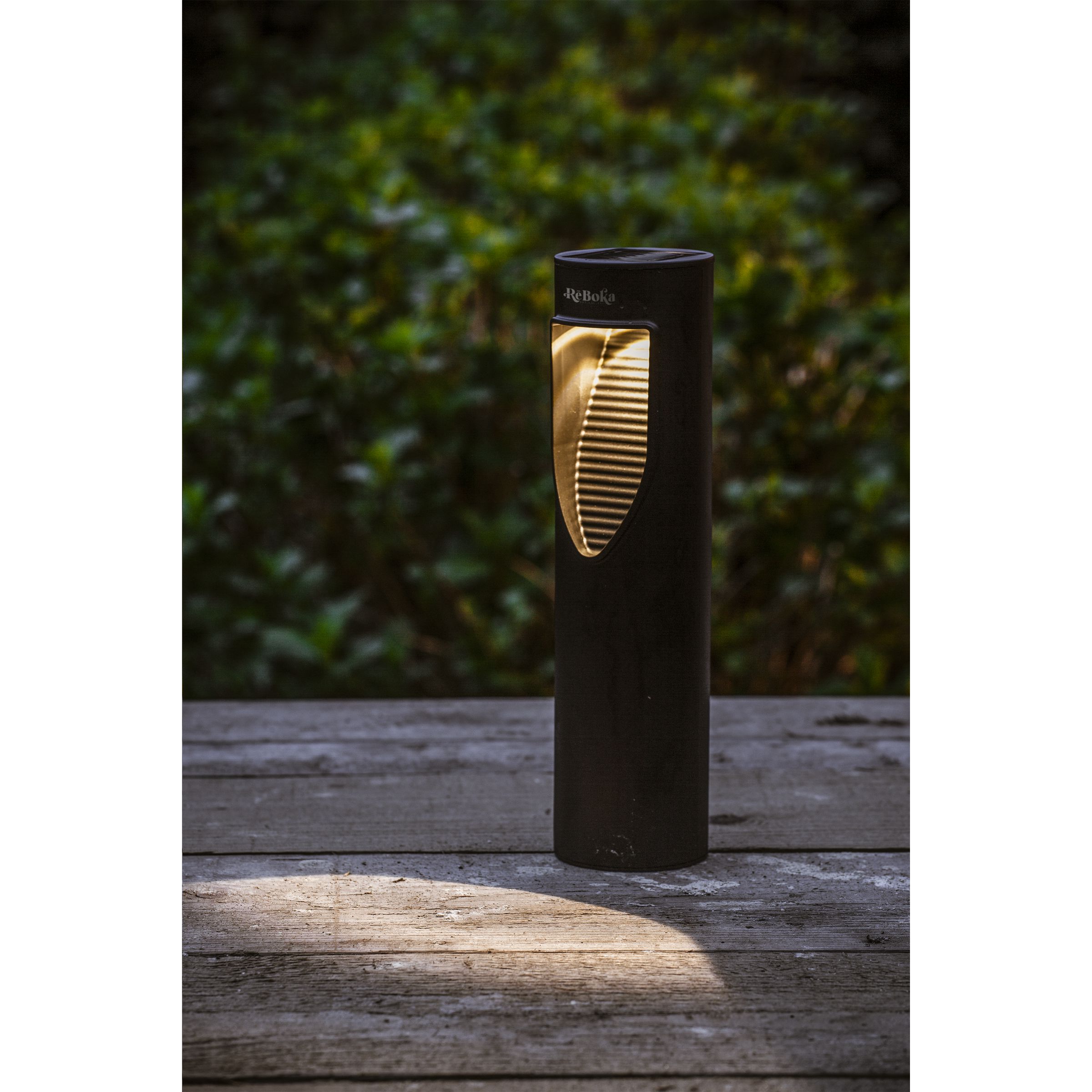 1007 Grundig plastikinė saulės LED lempa