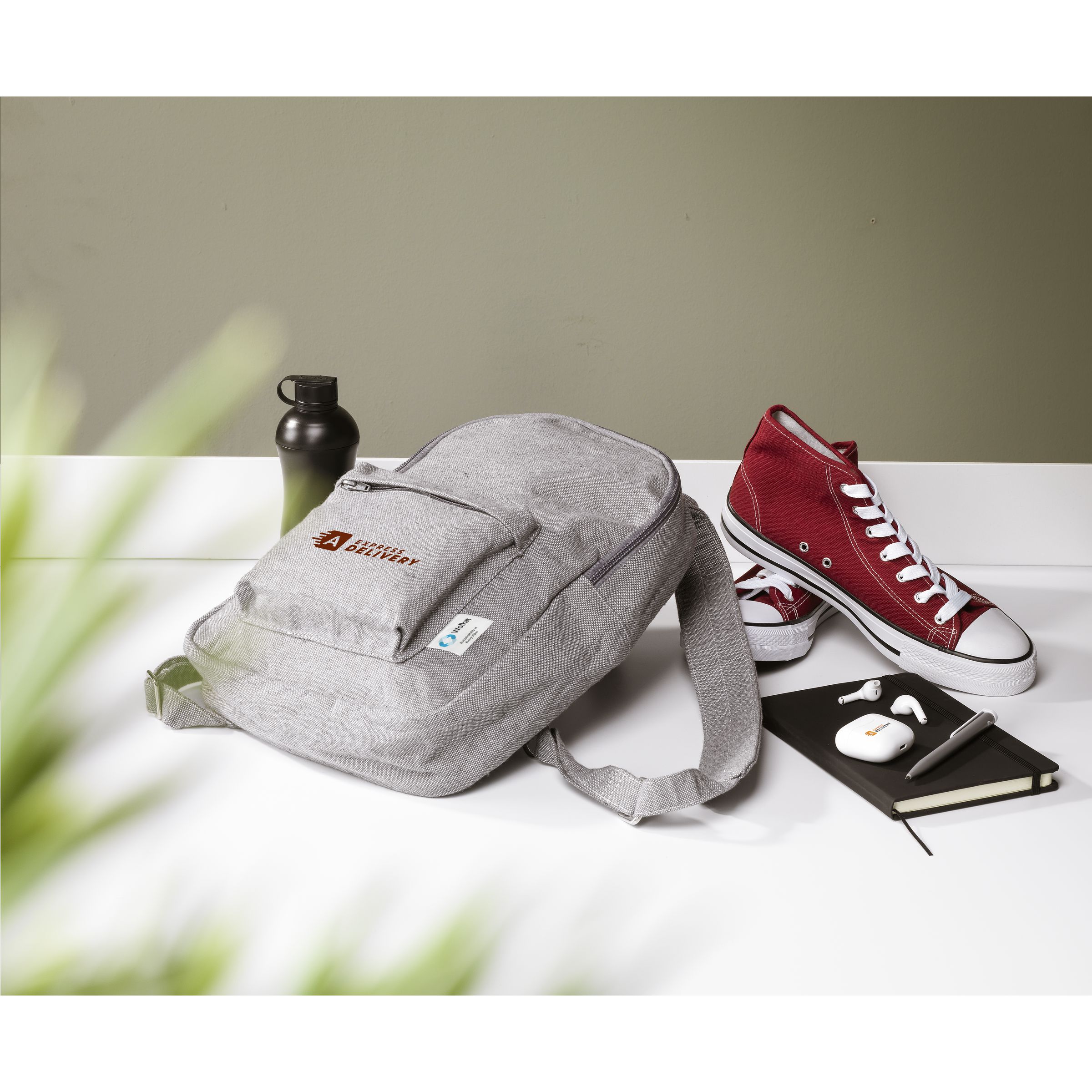 1273 "Wolkat" kuprinė pagaminta iš senų perdirbtų rūbų