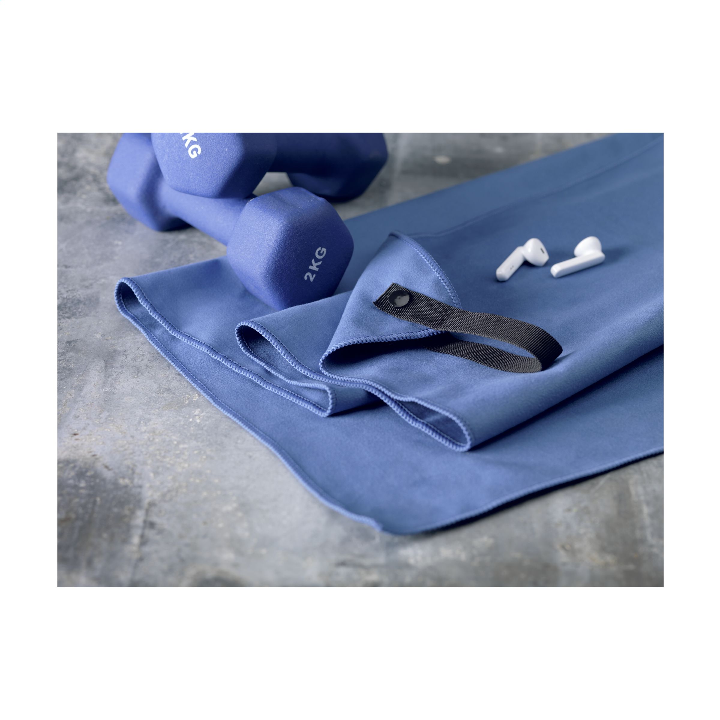 4272 Greit išdžiūvantis sportinis rankšluostis