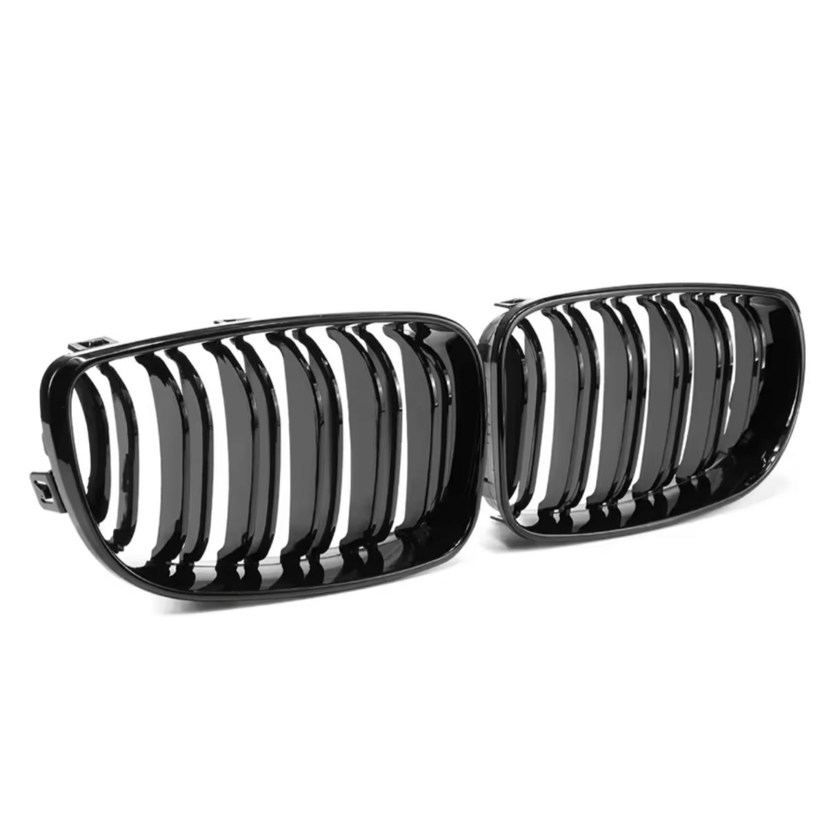 GRELHAS DUPLAS BMW SÉRIE 1 - E81 E82 E87 E88 LOOK M PERFORMANCE