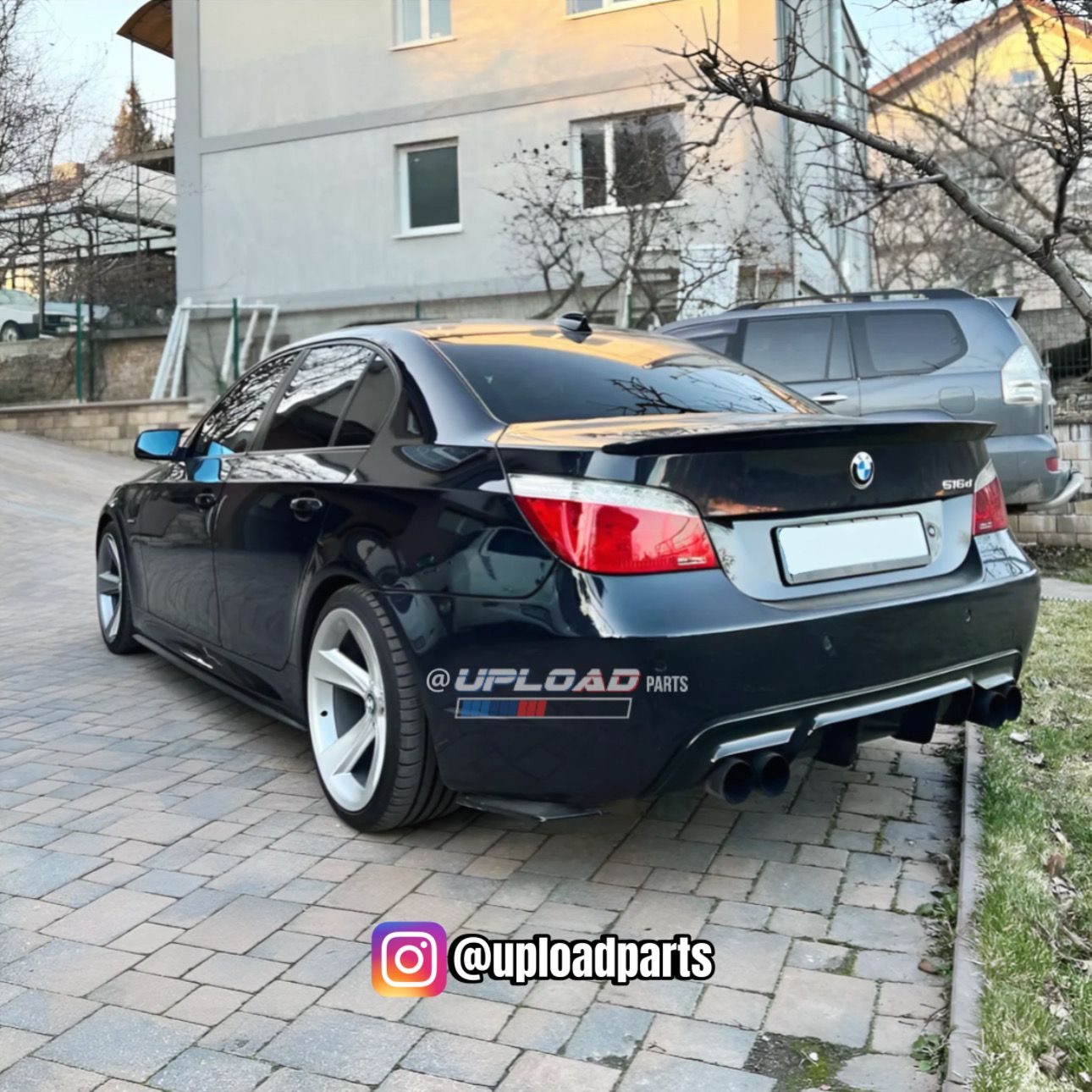 DIFUSOR BMW SÉRIE 5 - E60 E61 LOOK M PERFORMANCE 2 SAÍDAS DUPLAS