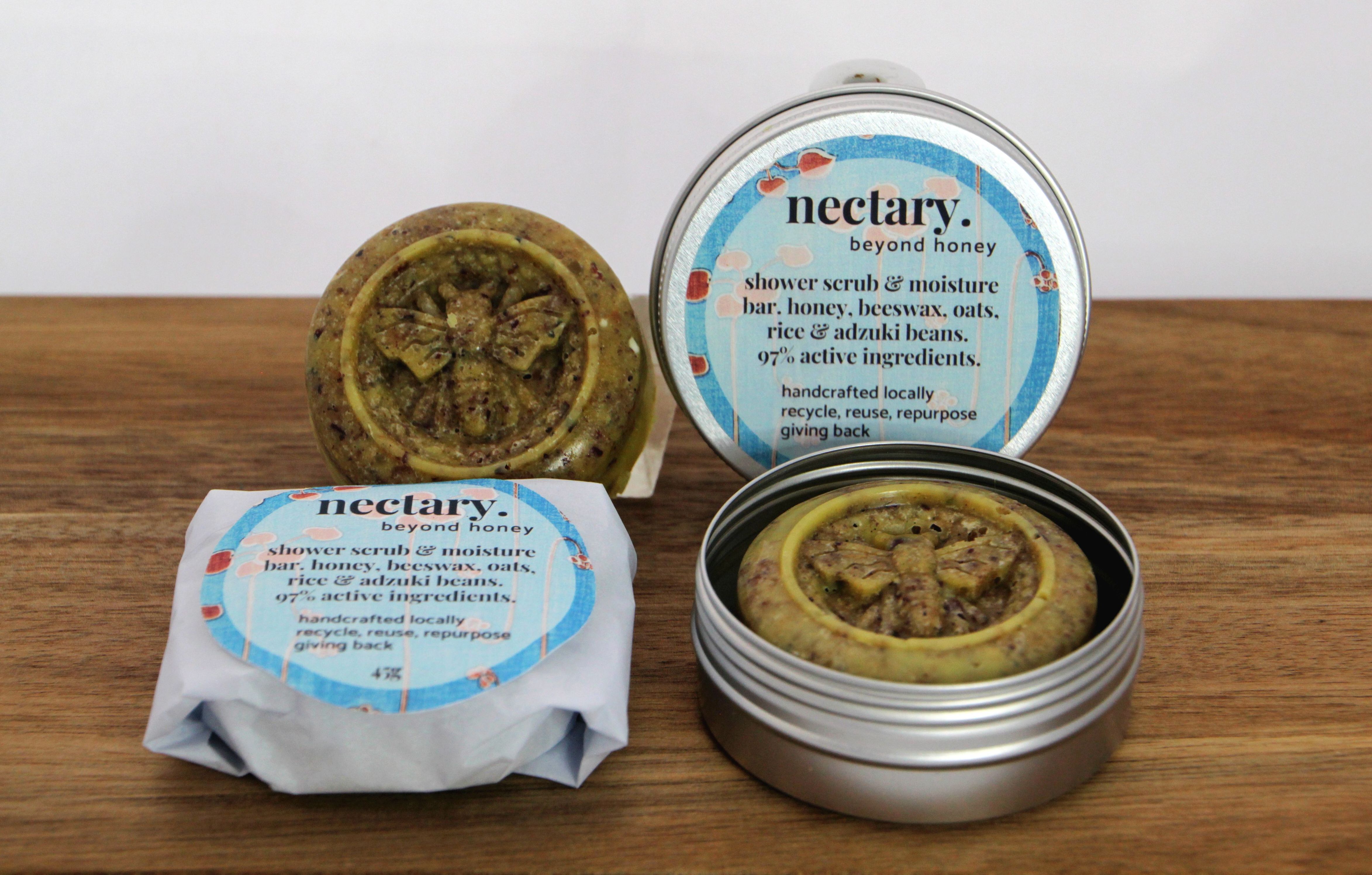 shower scrub & moisture bar. honey, beeswax, oats, rice & adzuki beans. 