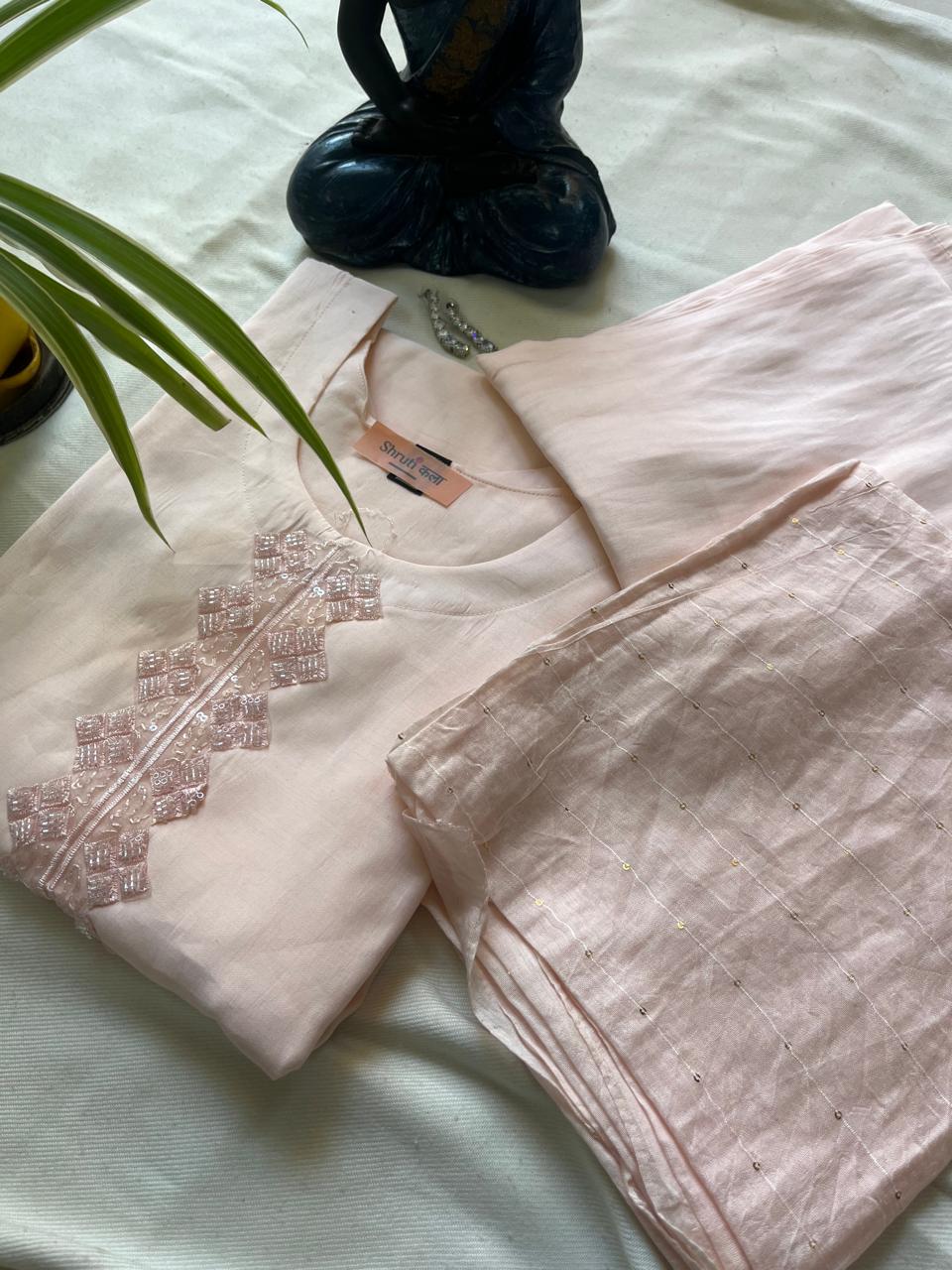 ShrutiKala Women's Light Peach Kurta Set with Elegant Lace Detailing - 3-Piece Kurta, Dupatta, and Pants