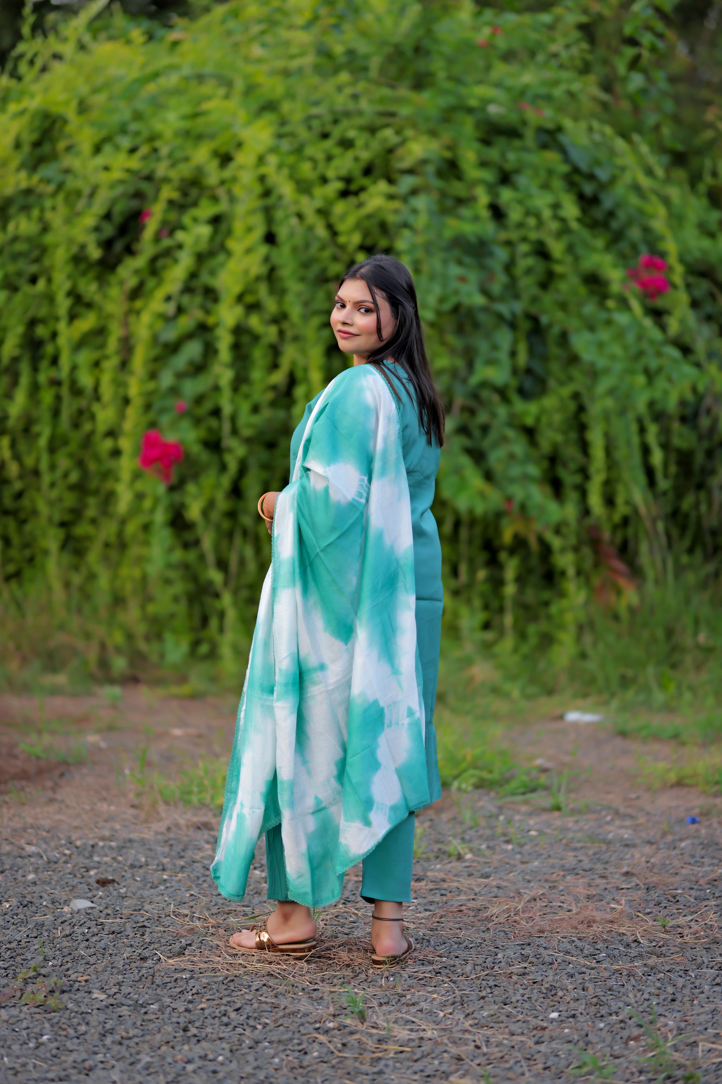 Elegant Embroidered Kurta Set with Dupatta