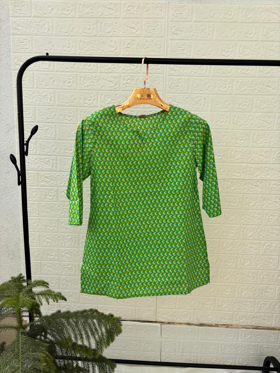 Green cotton short kurta