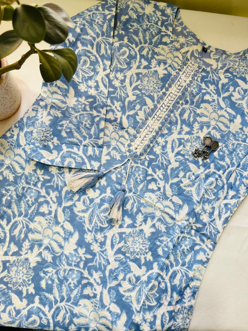 Blue Floral Embroidered Kurta