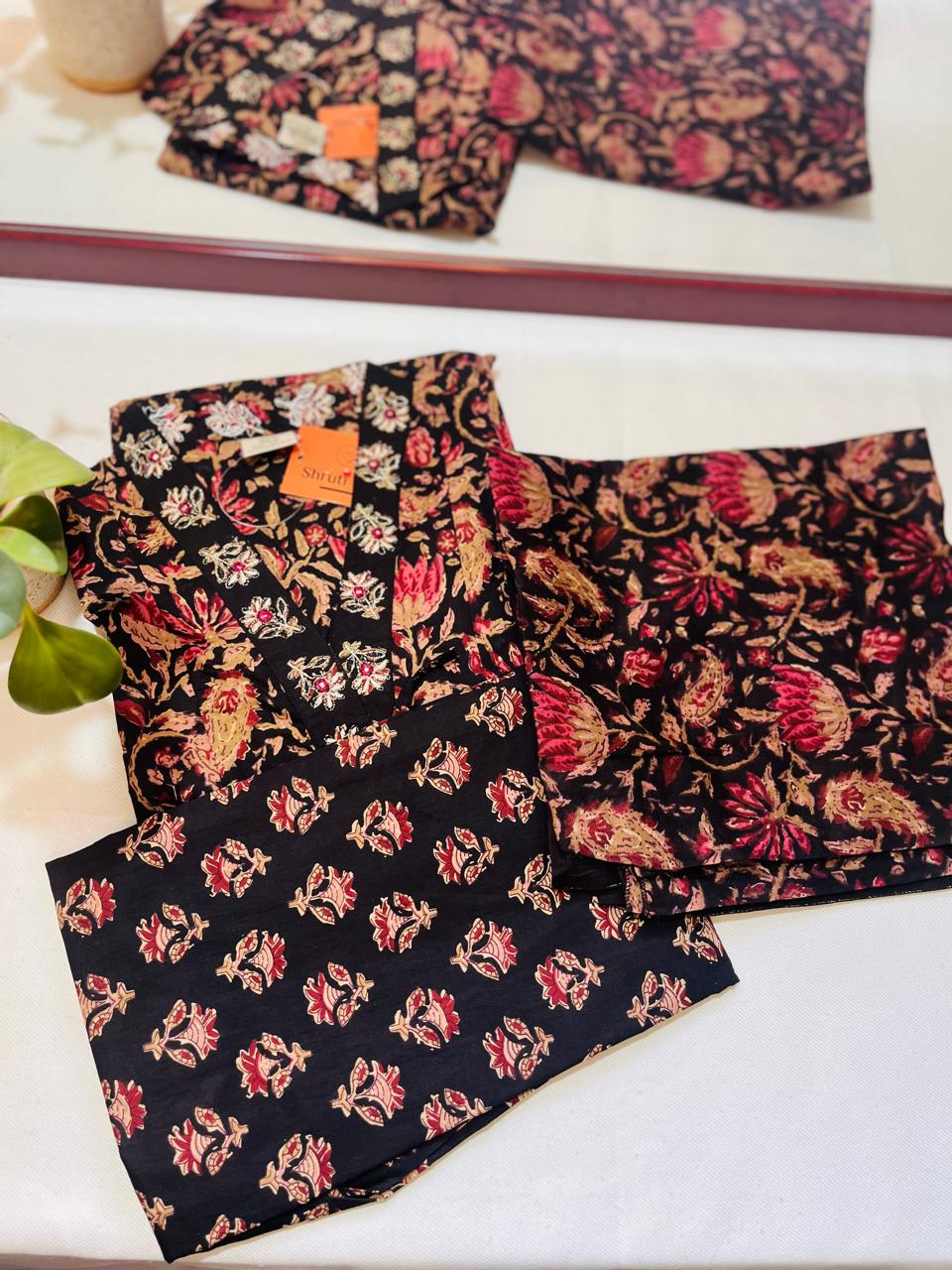 Elegant Black Floral Print Cotton 3-Piece Kurta Set with Dupatta