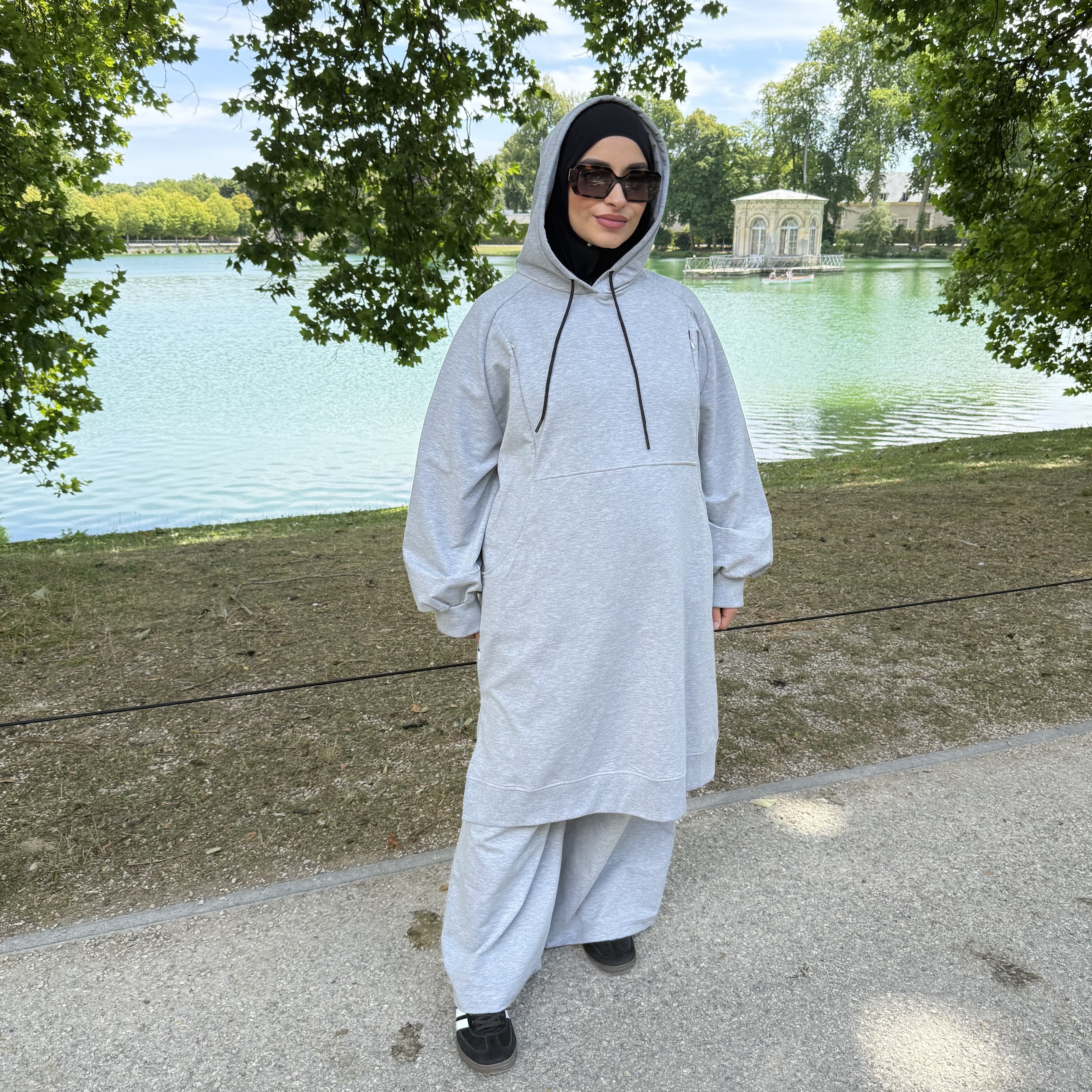 ENSEMBLE SPORTSWEAR GRIS