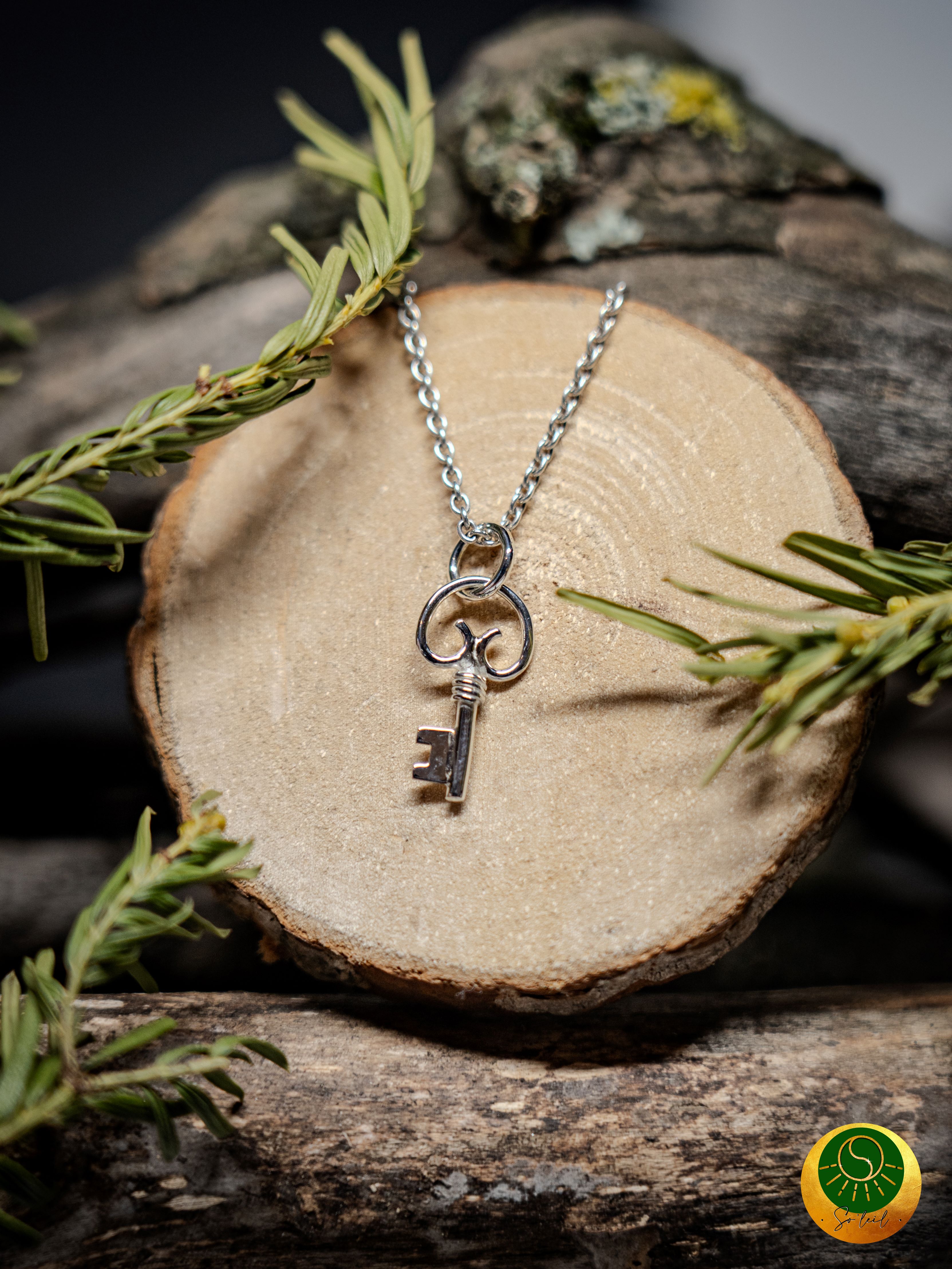 Collier clé