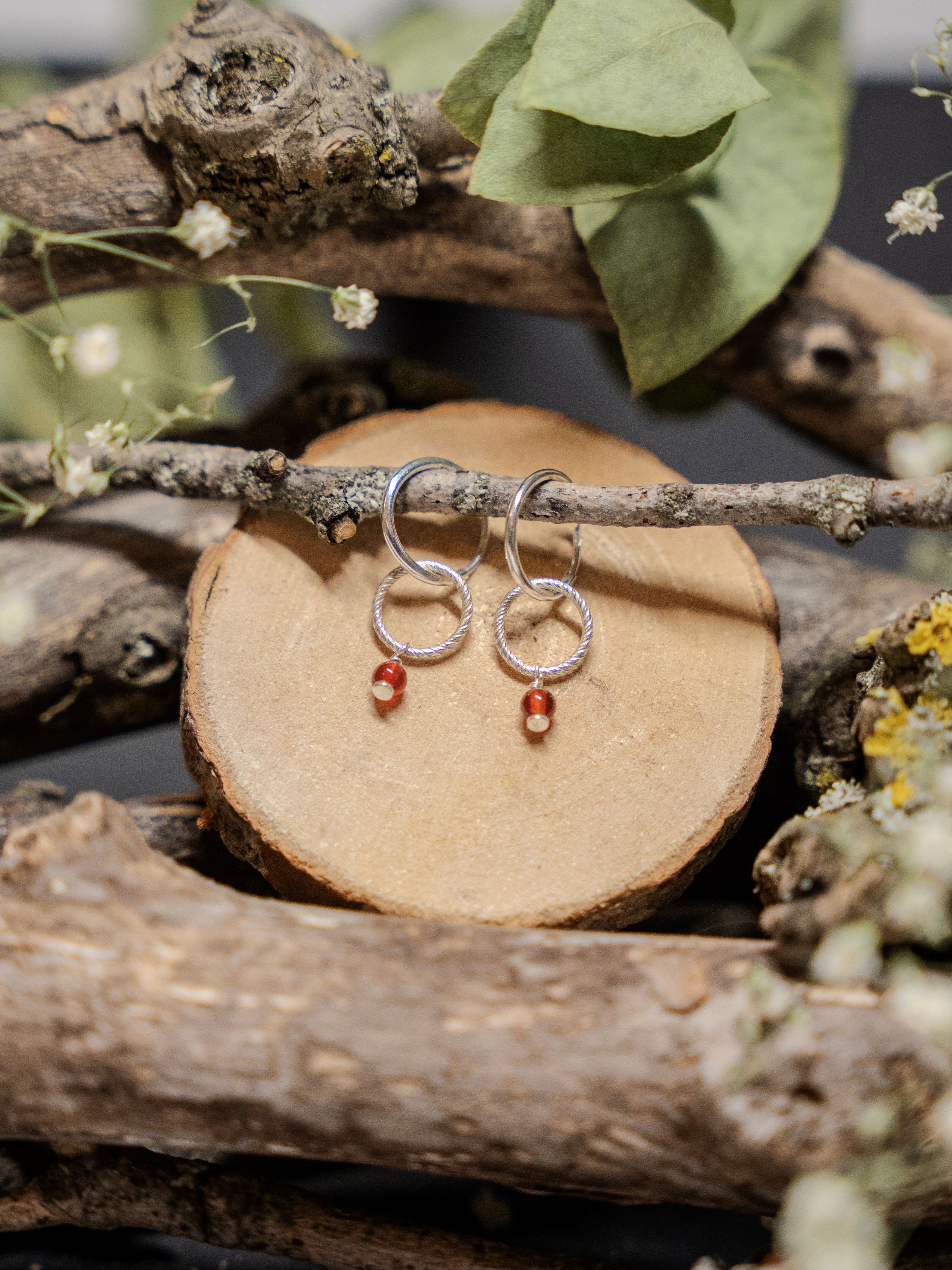 Boucles d'oreilles anneau torsadé