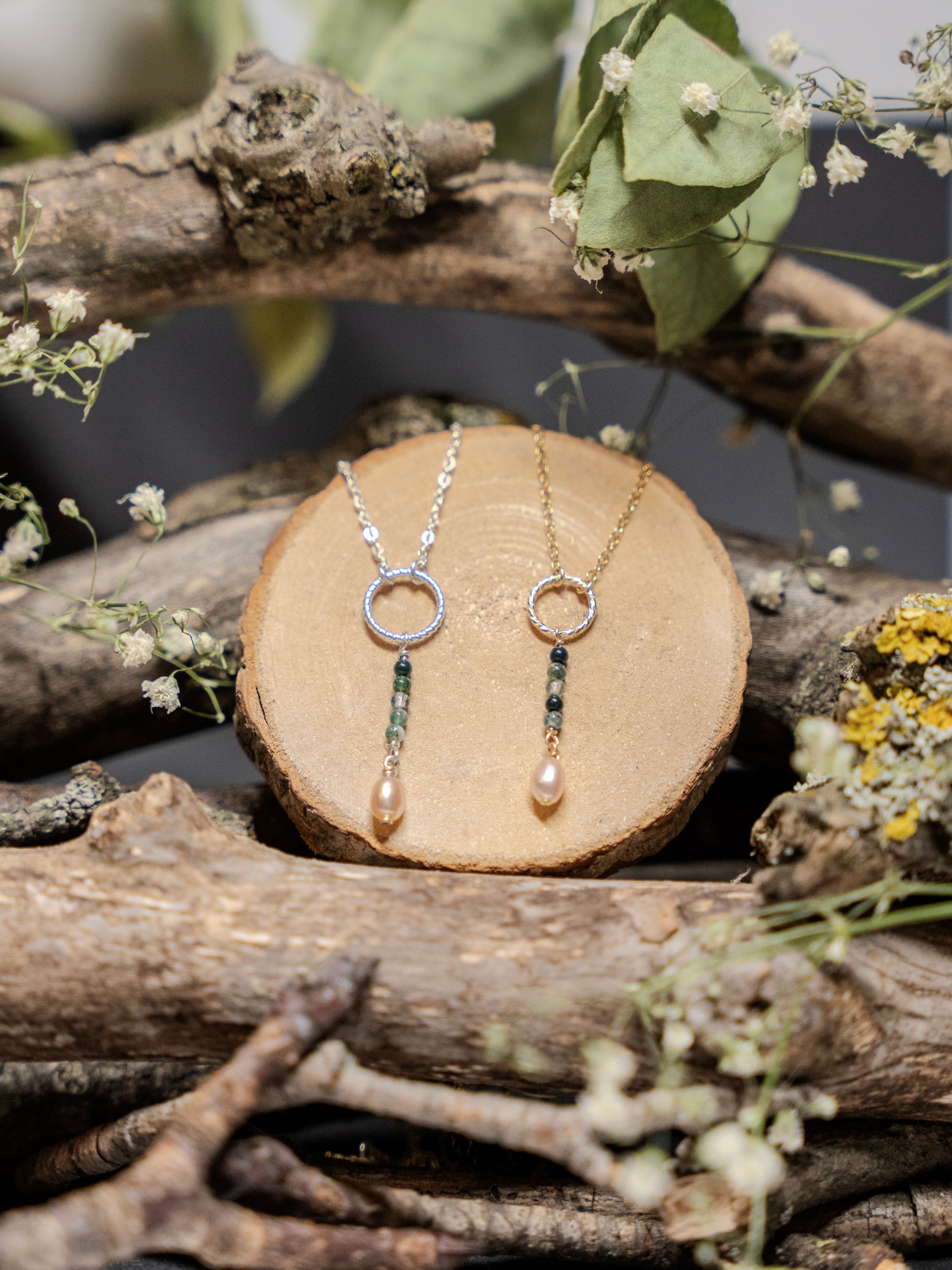 Colliers agate mousse et perle d'eau douce