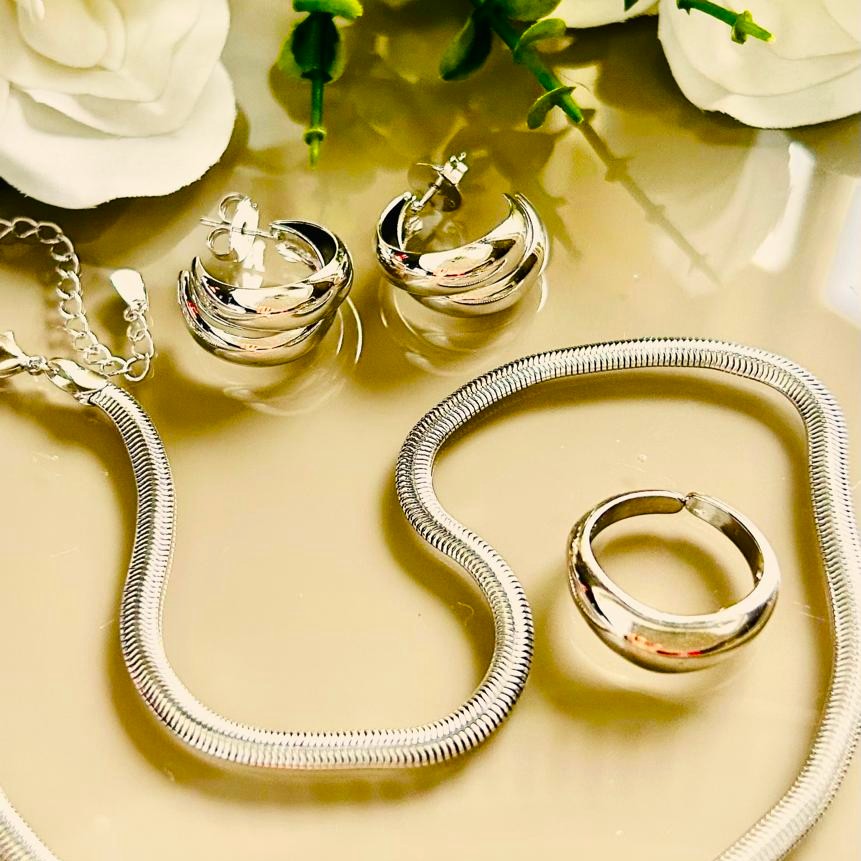 Brinco Zahara, Colar Sheikah e Anel Binnaz Fadiy