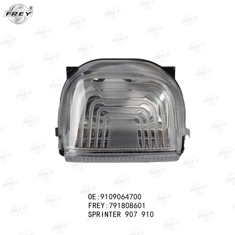 Luz intermitente retrovisor LH Sprinter 2020 - 2025  RH 315/515 - 316/516