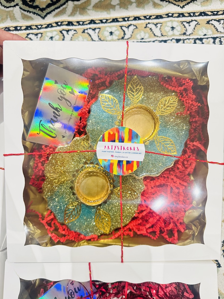 Resin - Six Leaf Decorative Tealight Holder - Set of 2