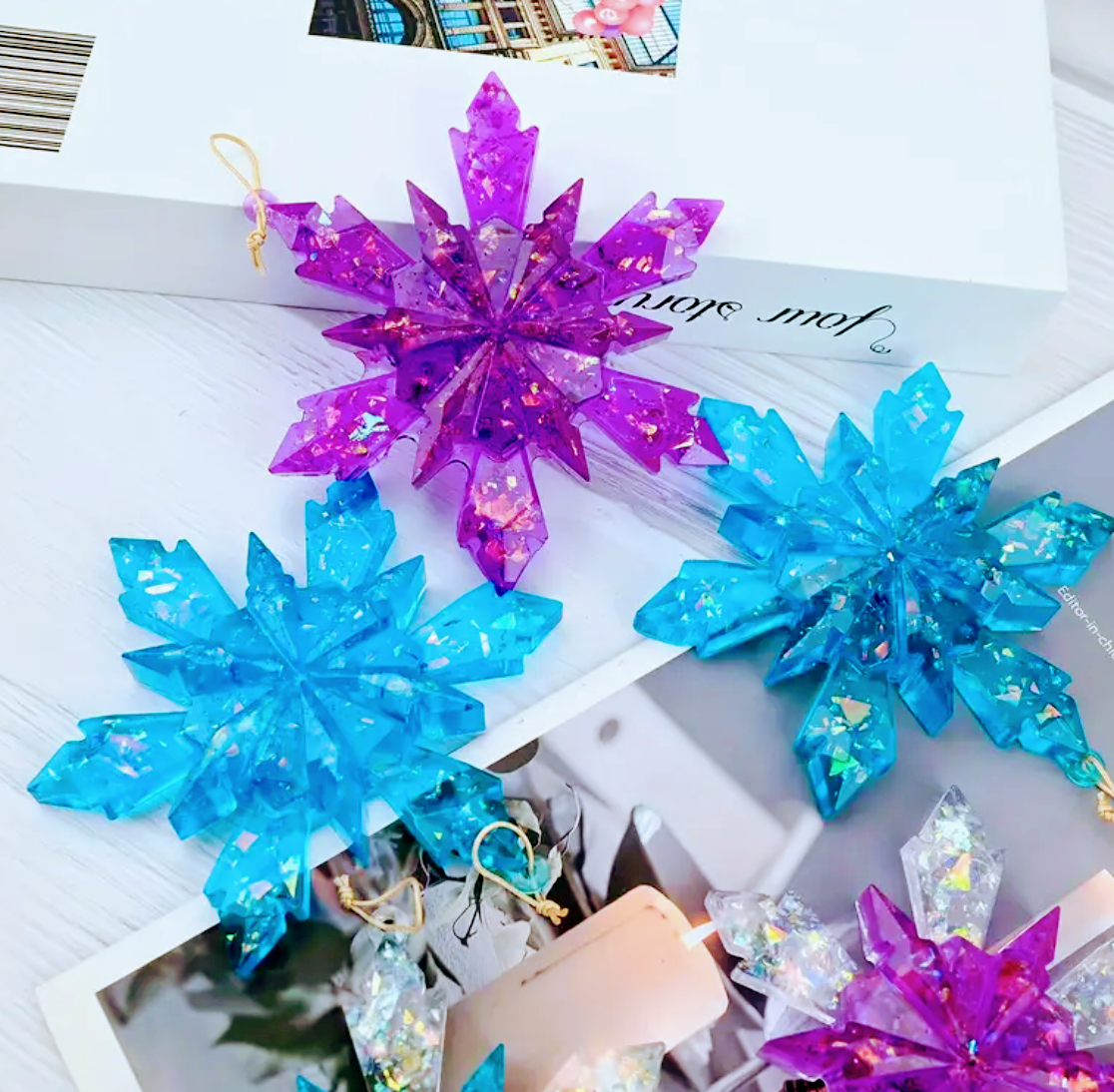 Resin - Snowflake Ornaments - Set of 2