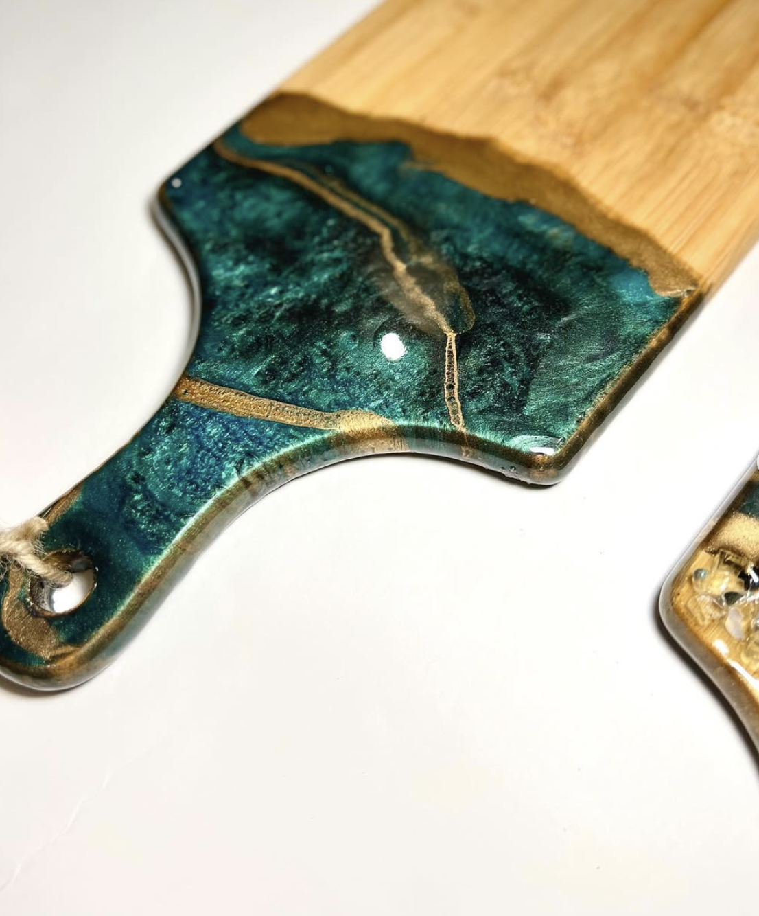 Resin - Emerald Charcuterie Board