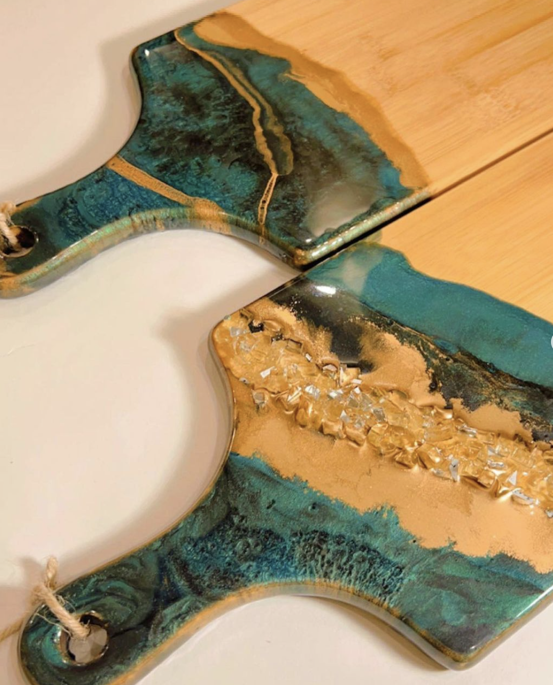 Resin - Emerald Charcuterie Board