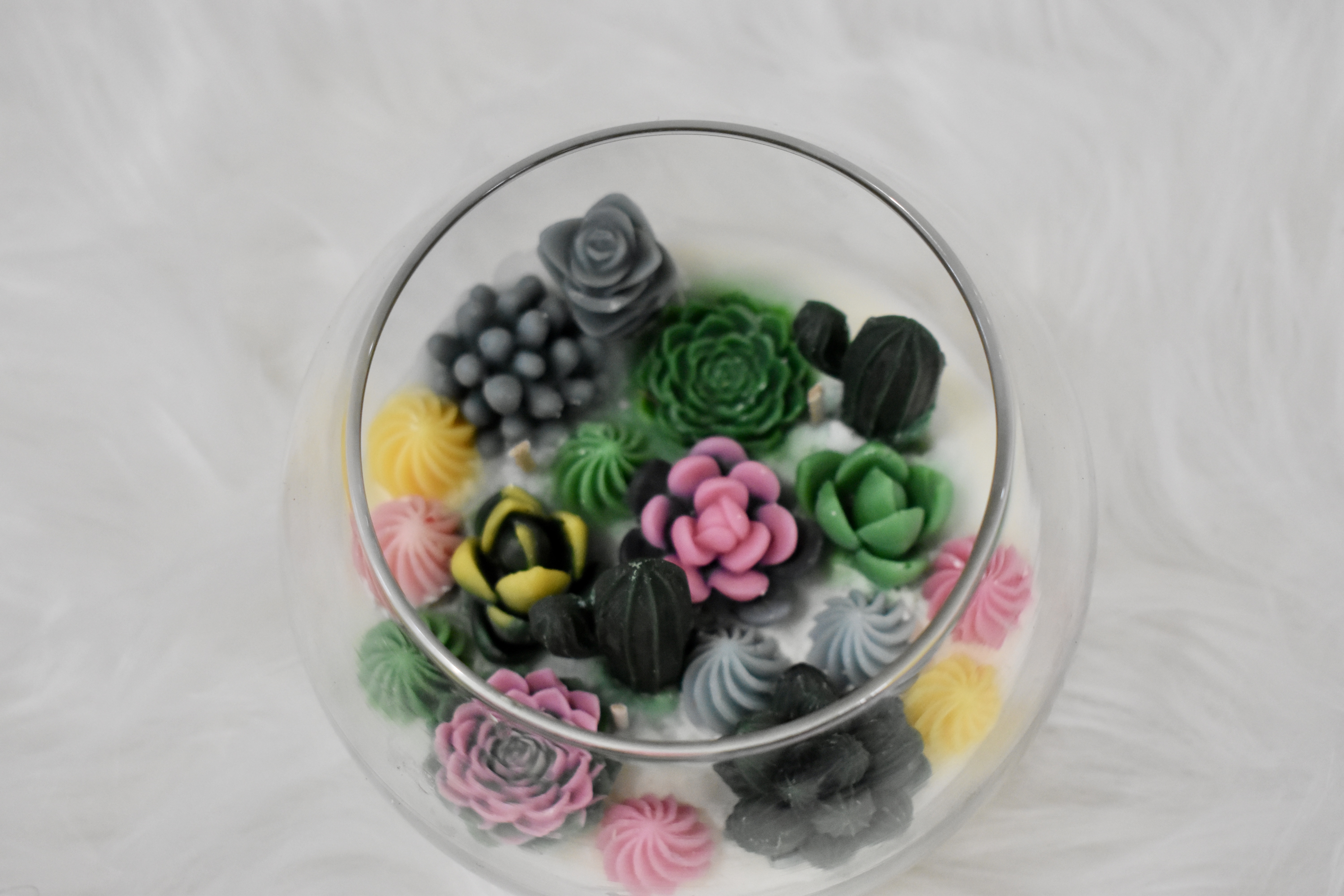 Succulent Garden Candle – A Miniature Botanical Escape