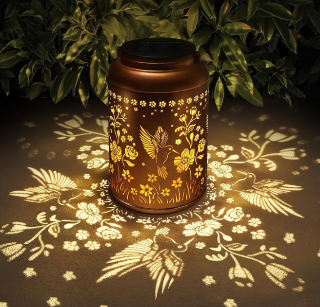Solar Lanterns Outdoor Waterproof Hummingbird Garden Decor Christmas Gifts for Women Mom Grandma Hanging Solar Lights Metal Solar Decoration Outside for Yard, Patio,Backyard,Porch
