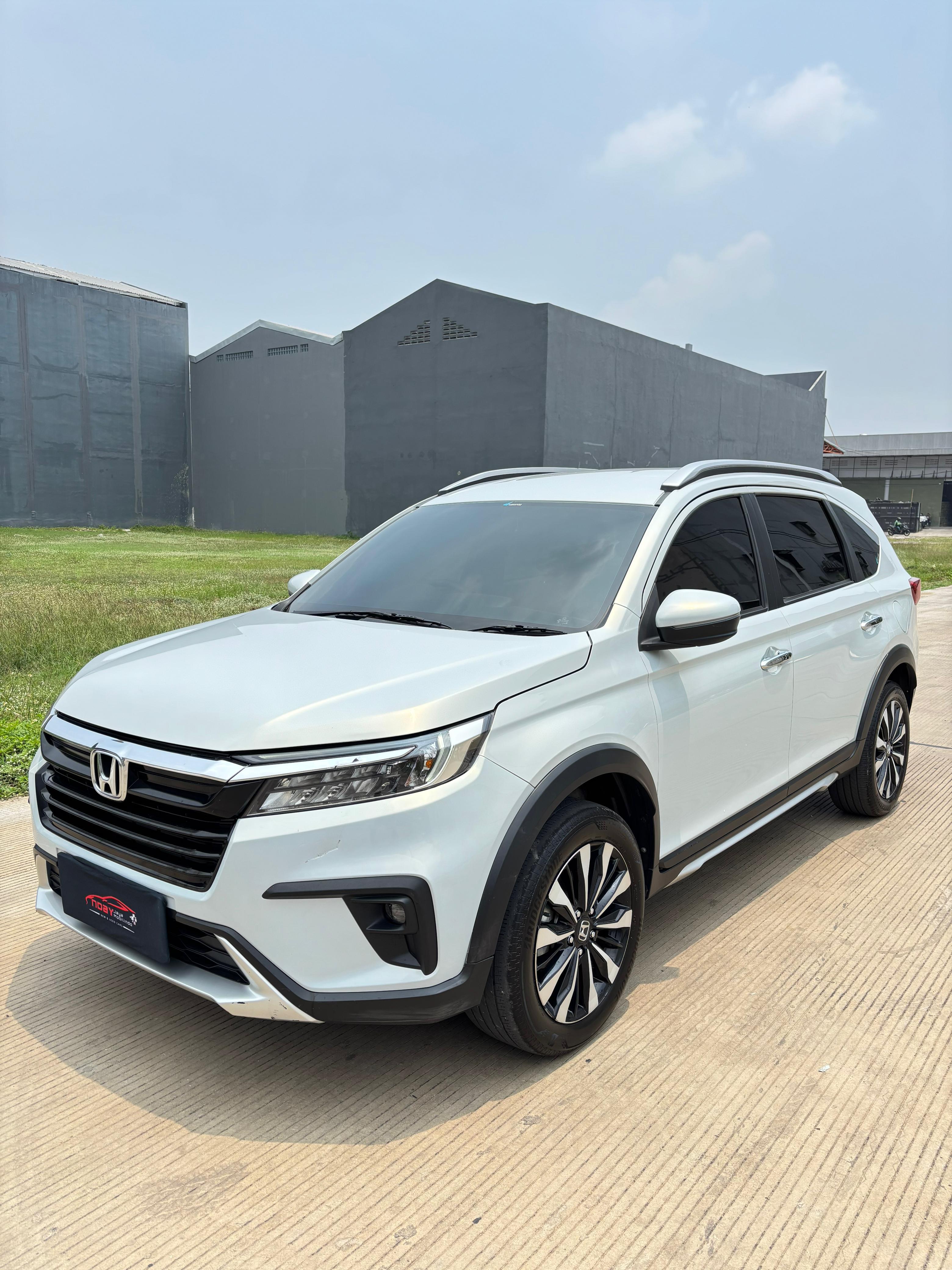Honda BRV 1.5 E CVT Prestige 2022 (AUTOMATIC)