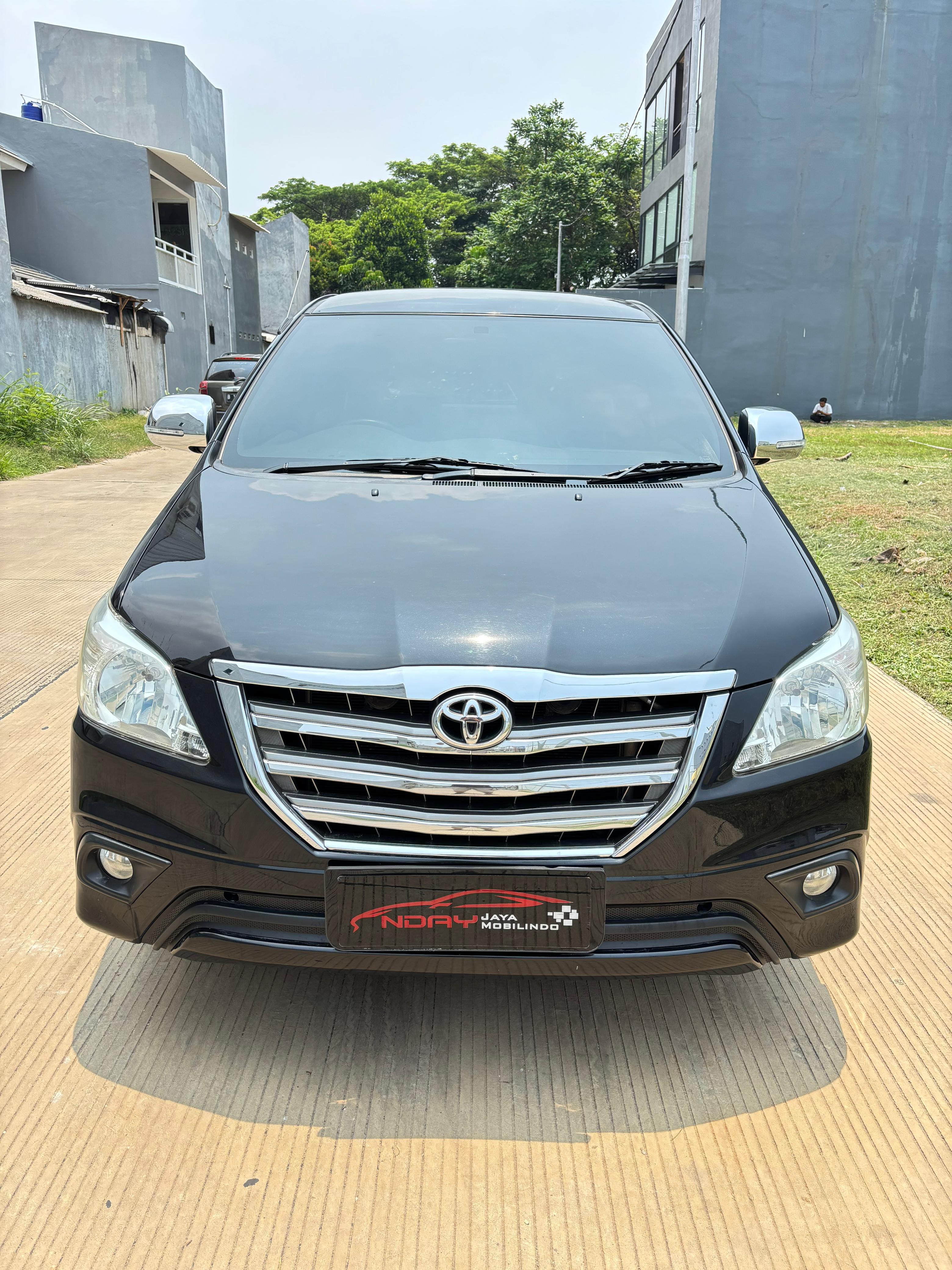 Toyota Innova 2.0 G 2014 (AUTOMATIC)