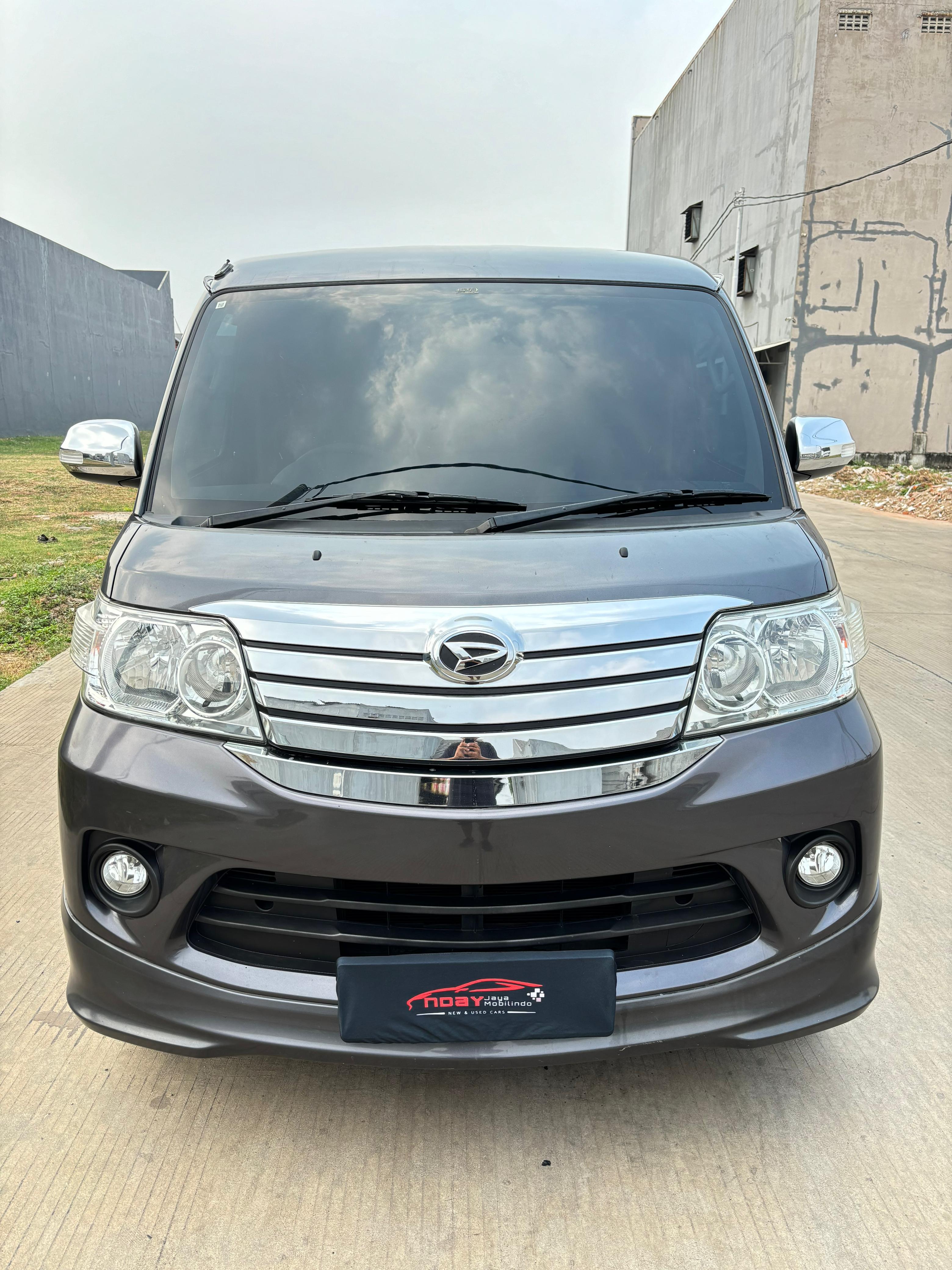 Daihatsu luxio 1.5 X 2019 (AUTOMATIC)