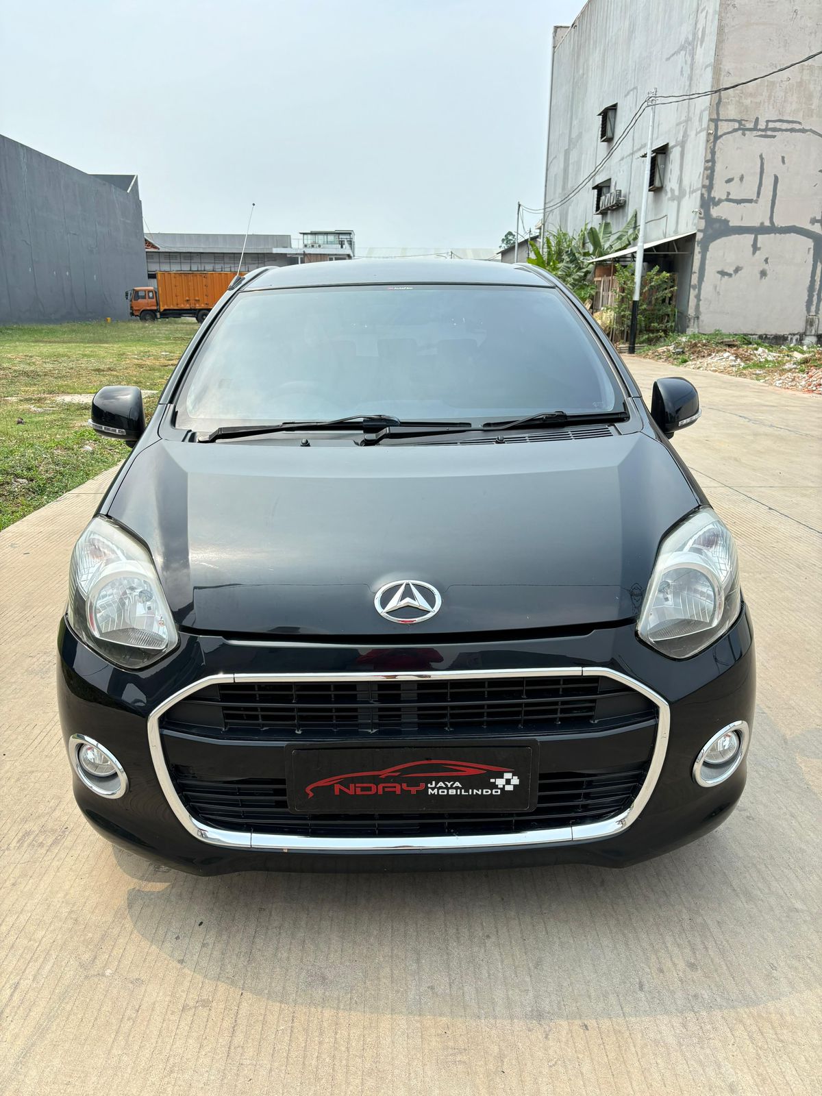 Daihatsu Ayla 1.0 X 2016 (AUTOMATIC)