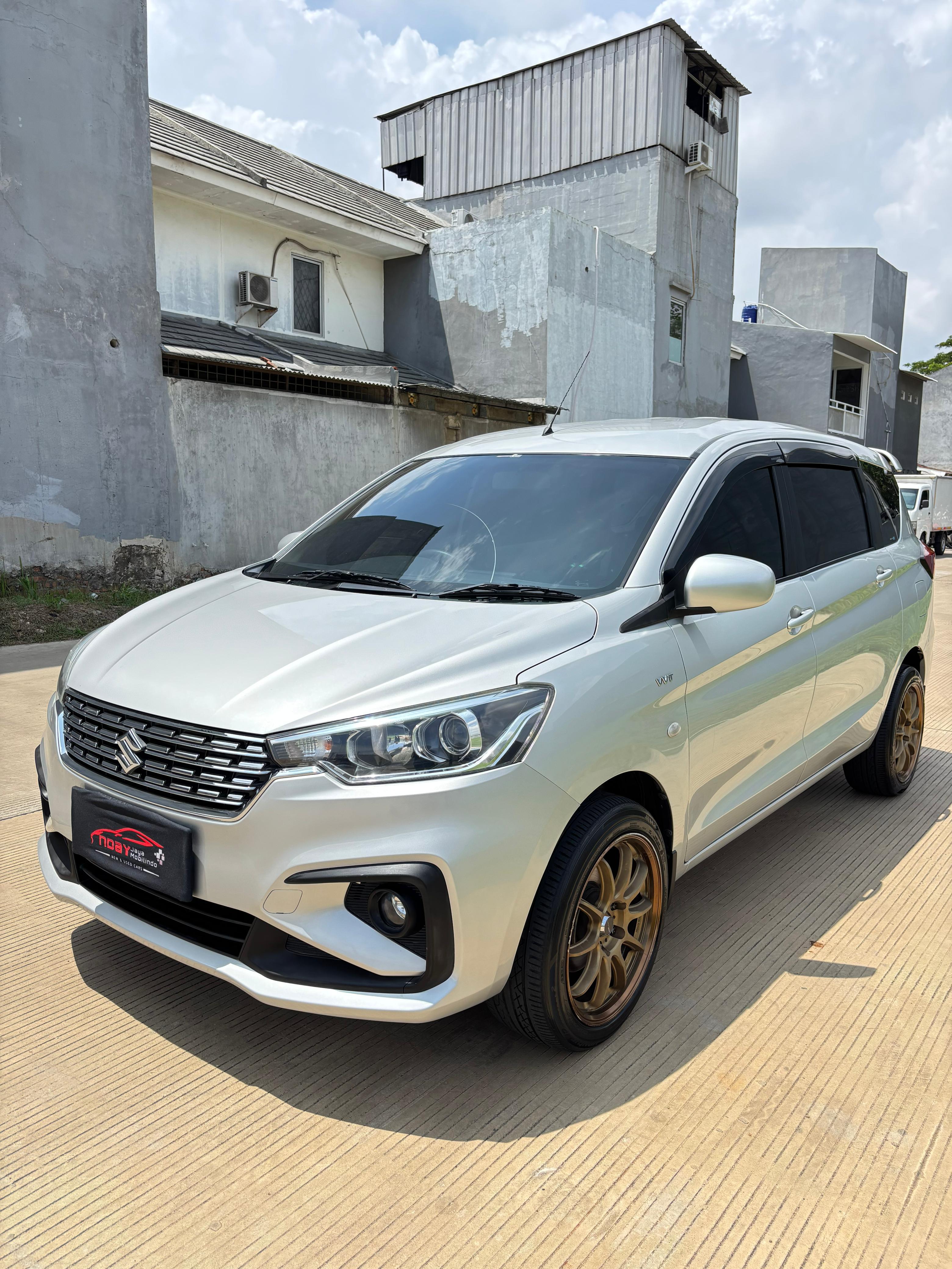 Suzuki Ertiga 1.5 GL 2018 MANUAL