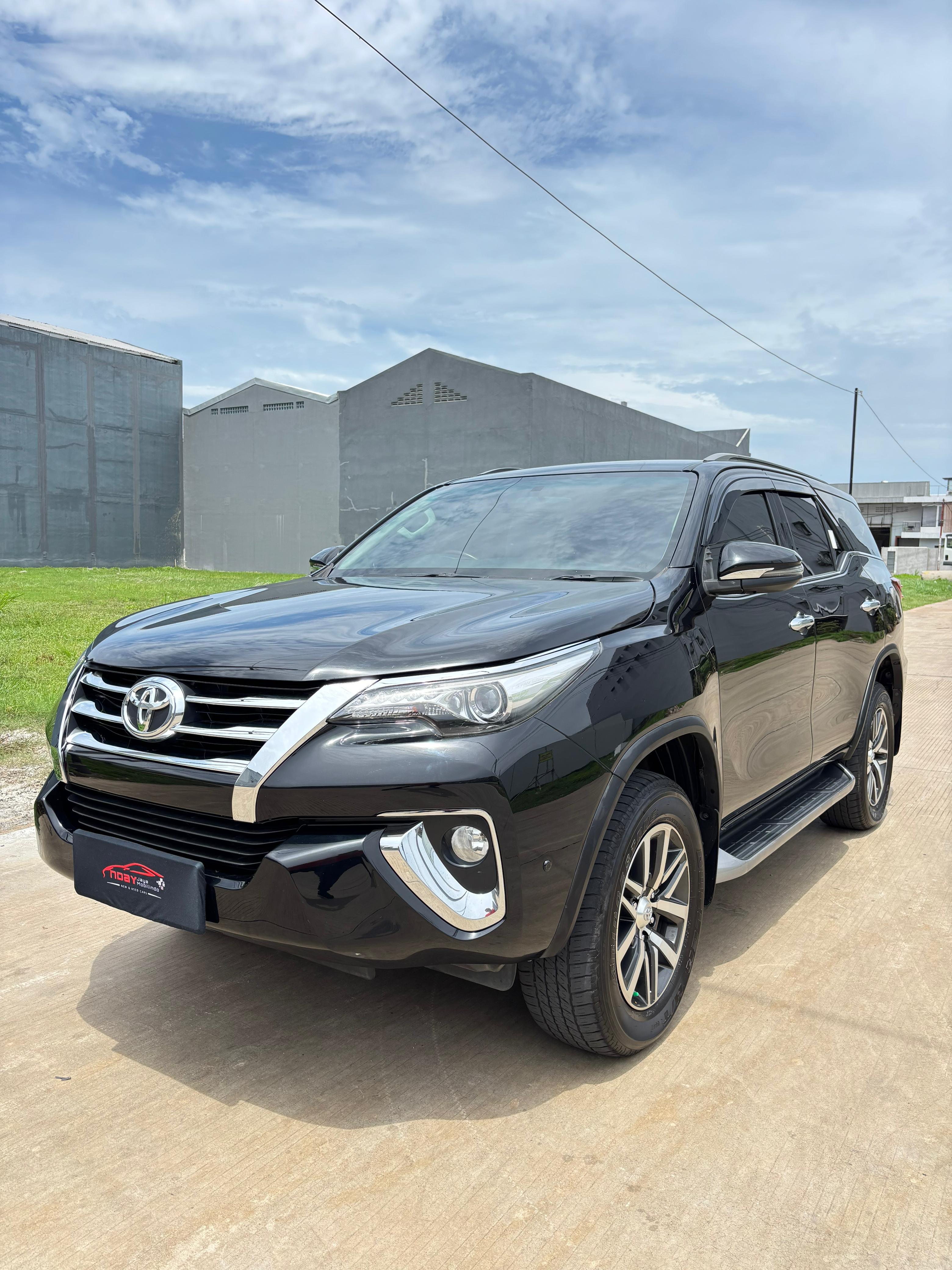 Toyota Fortuner VRZ 2.4 2019 AUTOMATIC