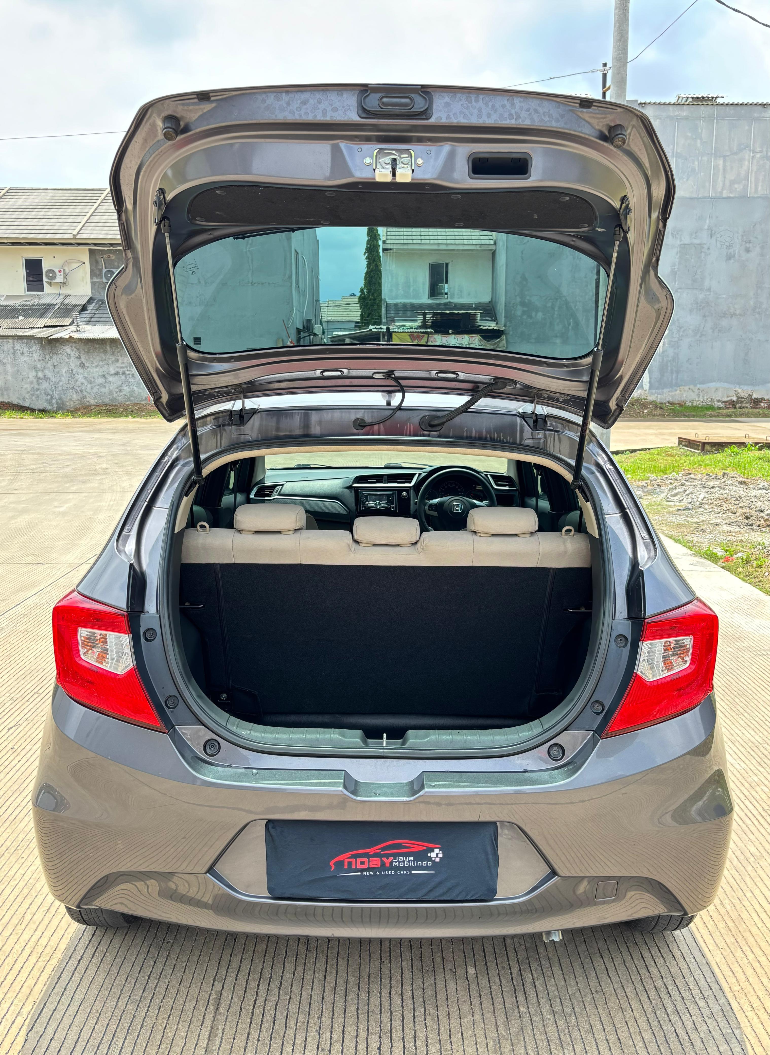 Honda Brio Hatch Back 1.2 E CVT 2020 Automatic