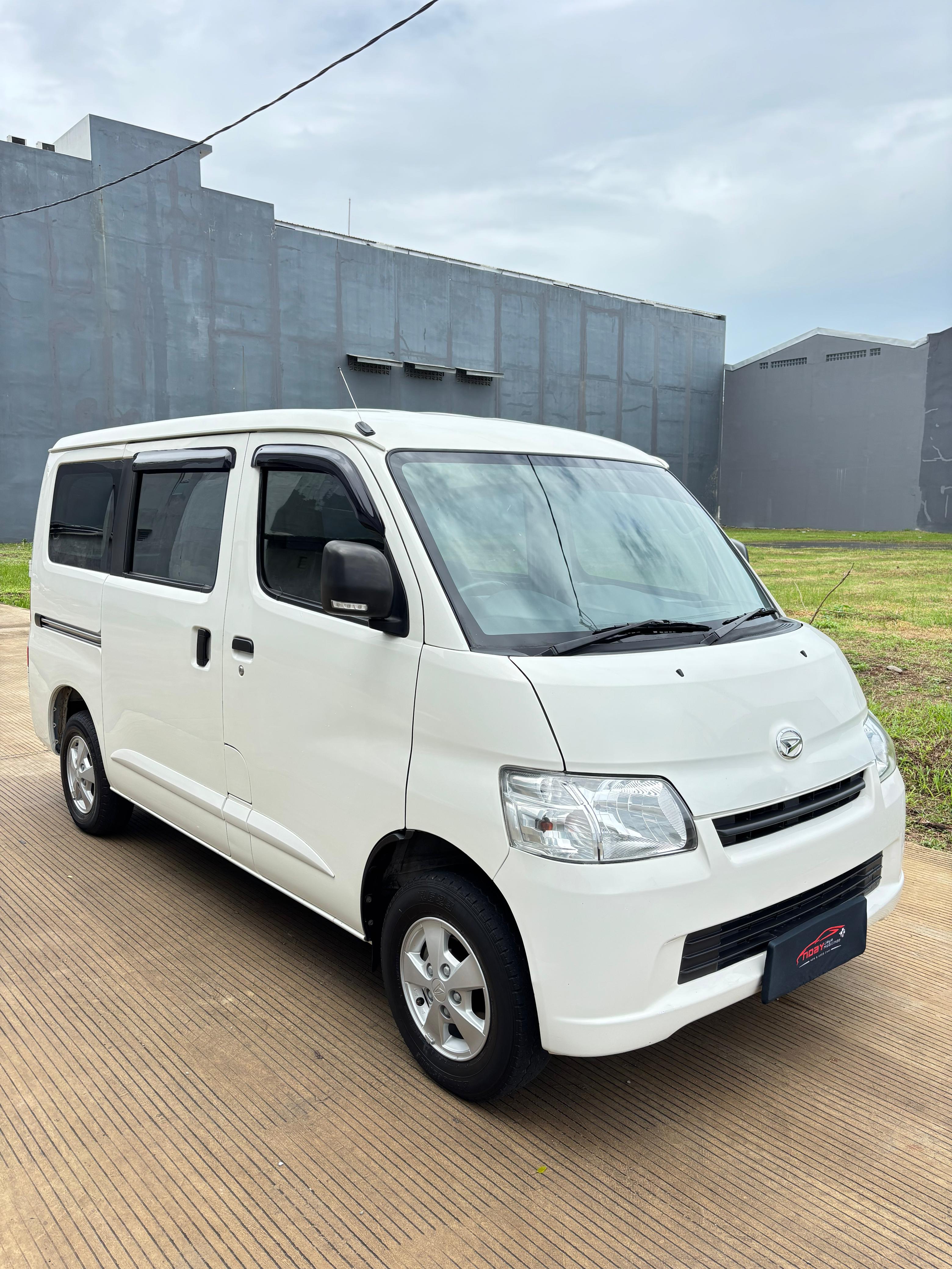 Daihatsu Granmax 1.3 D 2021 MANUAL