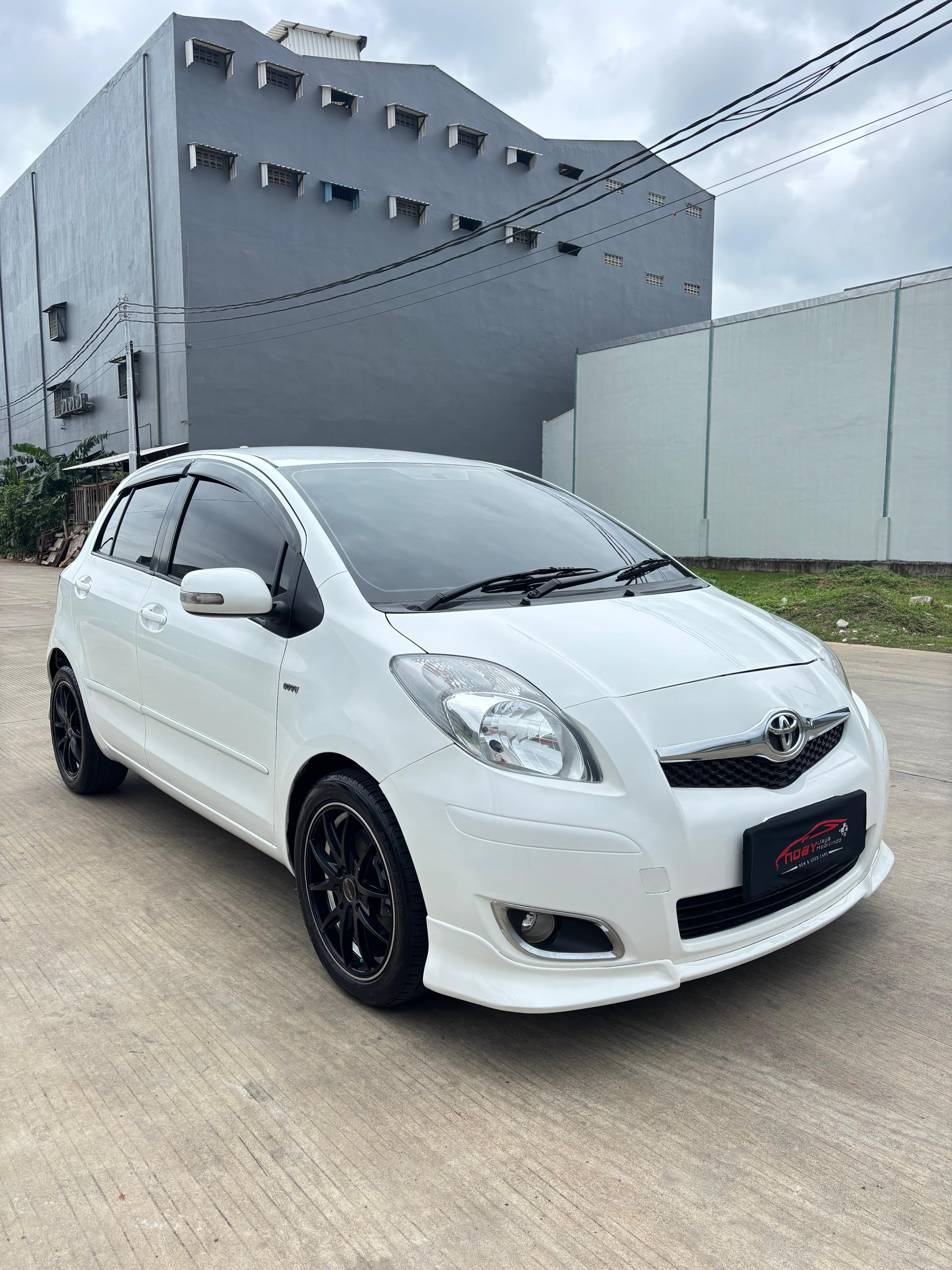 TOYOTA YARIS 1.5 S LIMITED 2011 MANUAL