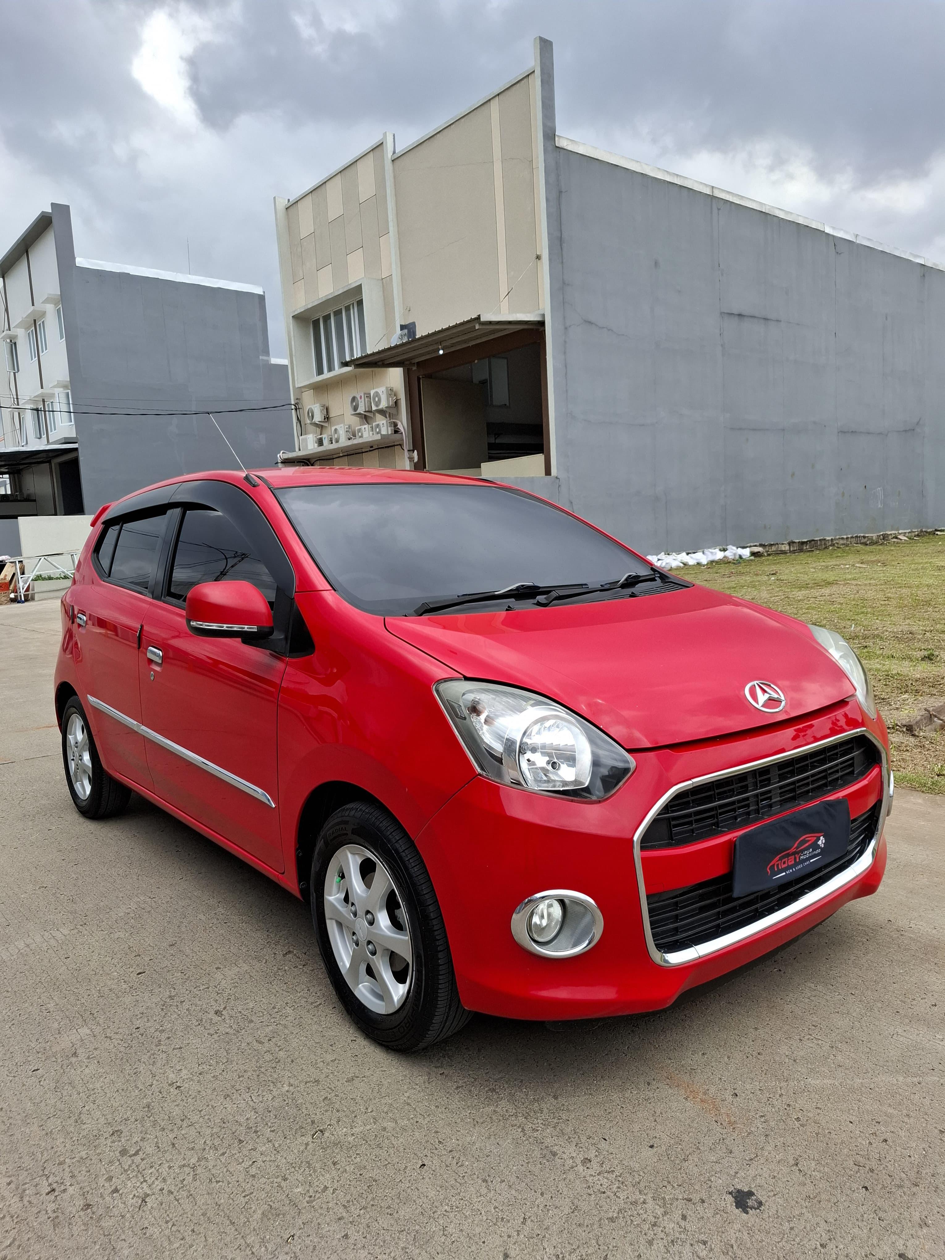 Daihatsu Ayla 1.0 X 2016 automatic