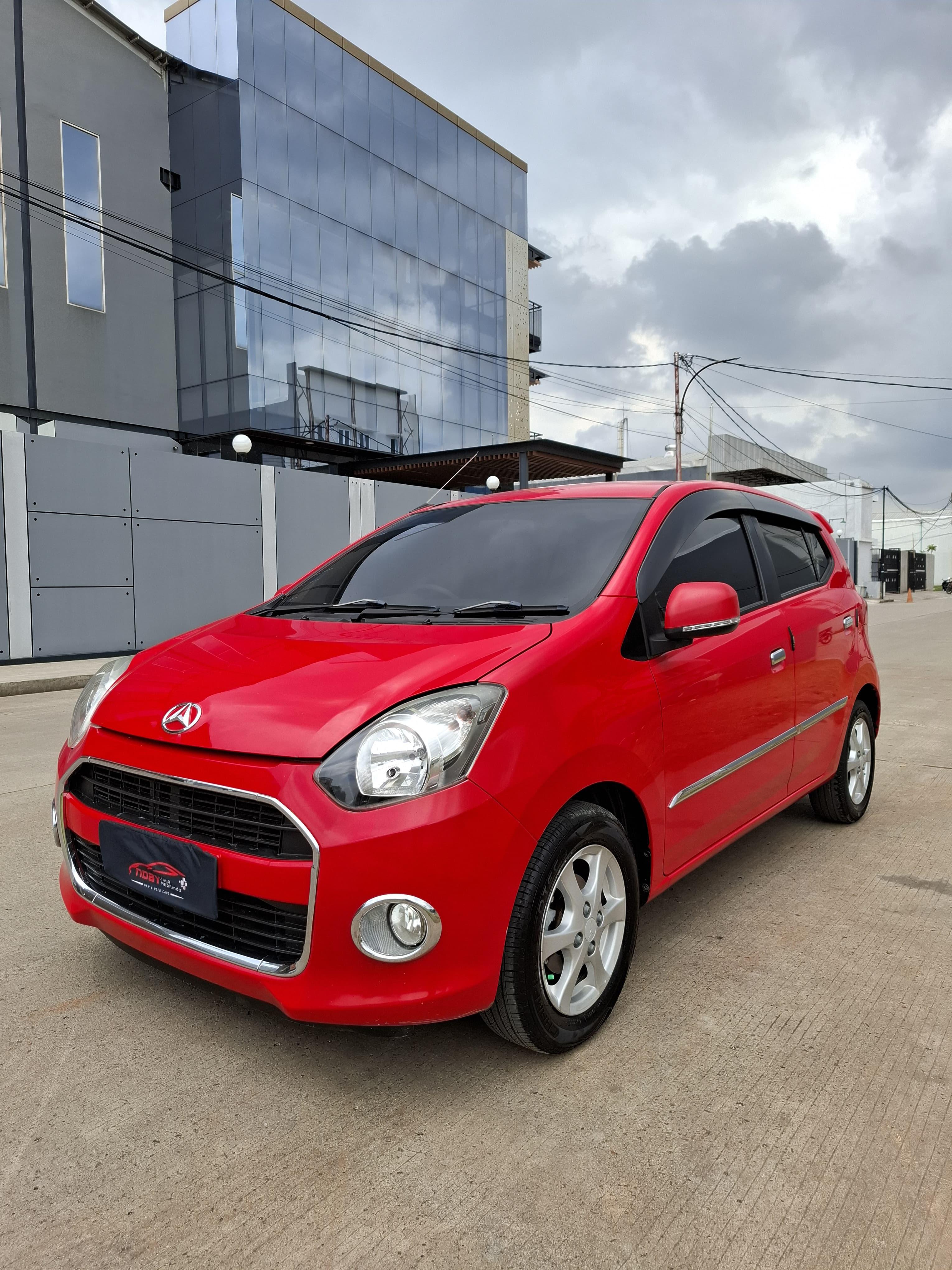 Daihatsu Ayla 1.0 X 2016 automatic
