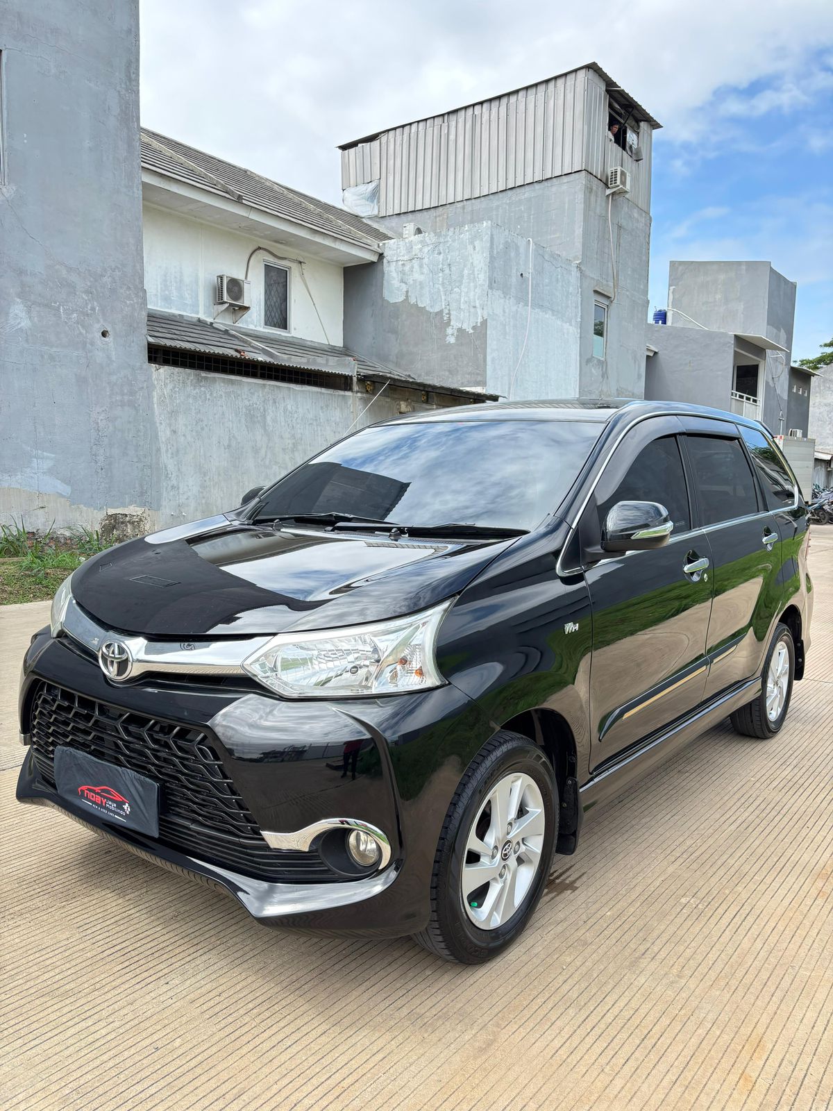 TOYOTA AVANZA VELOZ 1.3 2016 AUTOMATIC
