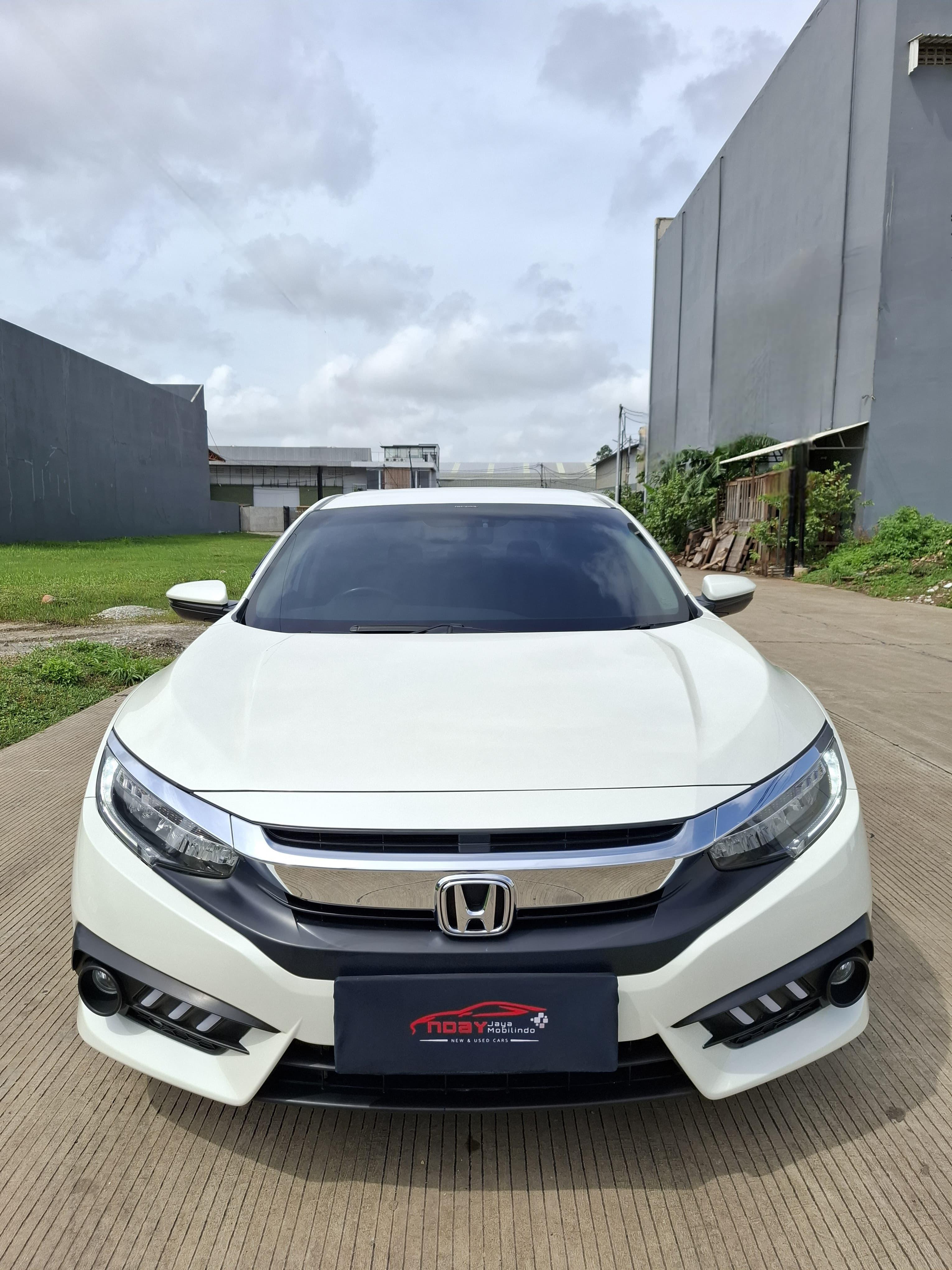Honda Civic Turbo 1.5 ES TC CVT 2018 Automatic