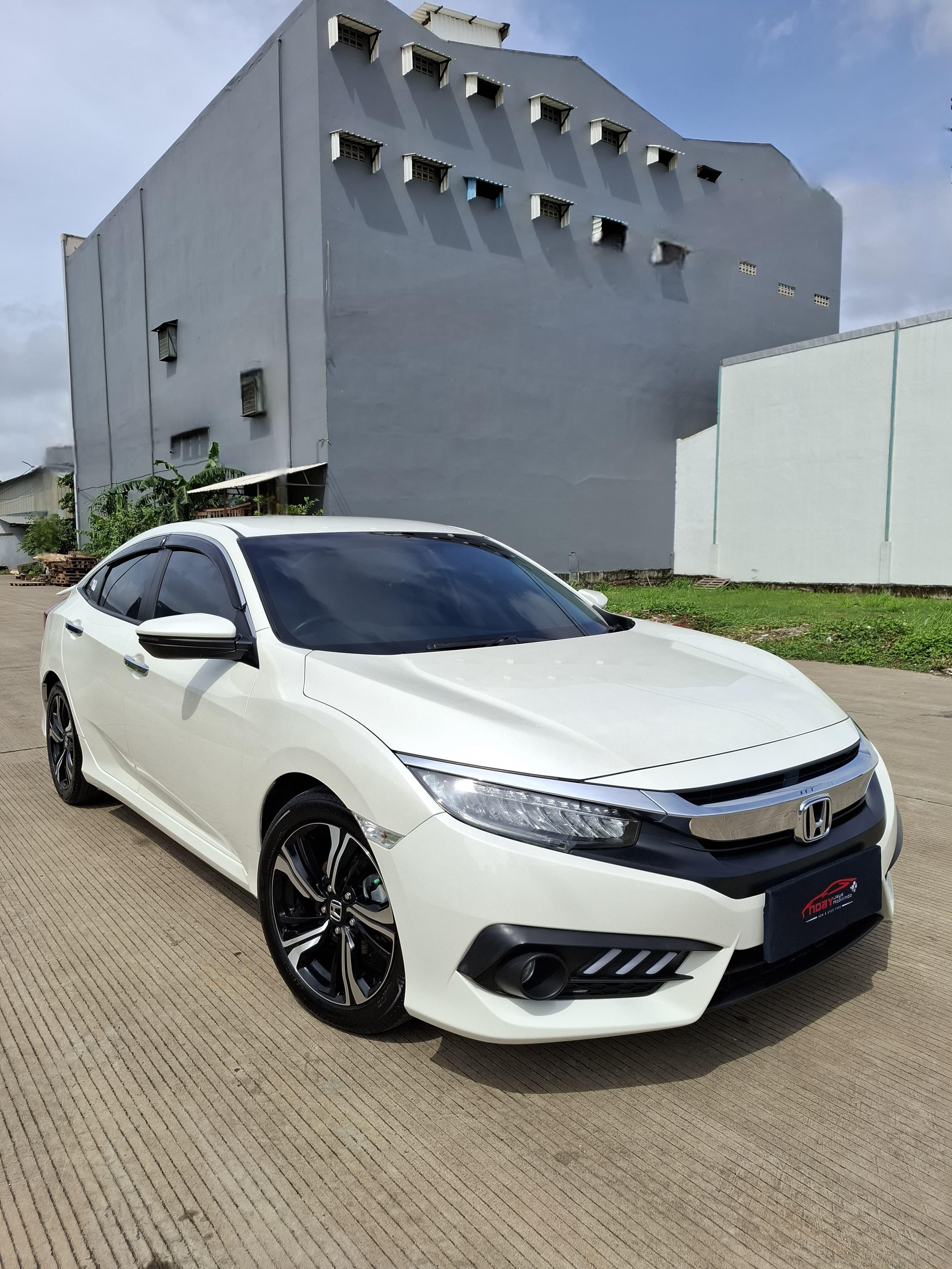 Honda Civic Turbo 1.5 ES TC CVT 2018 Automatic