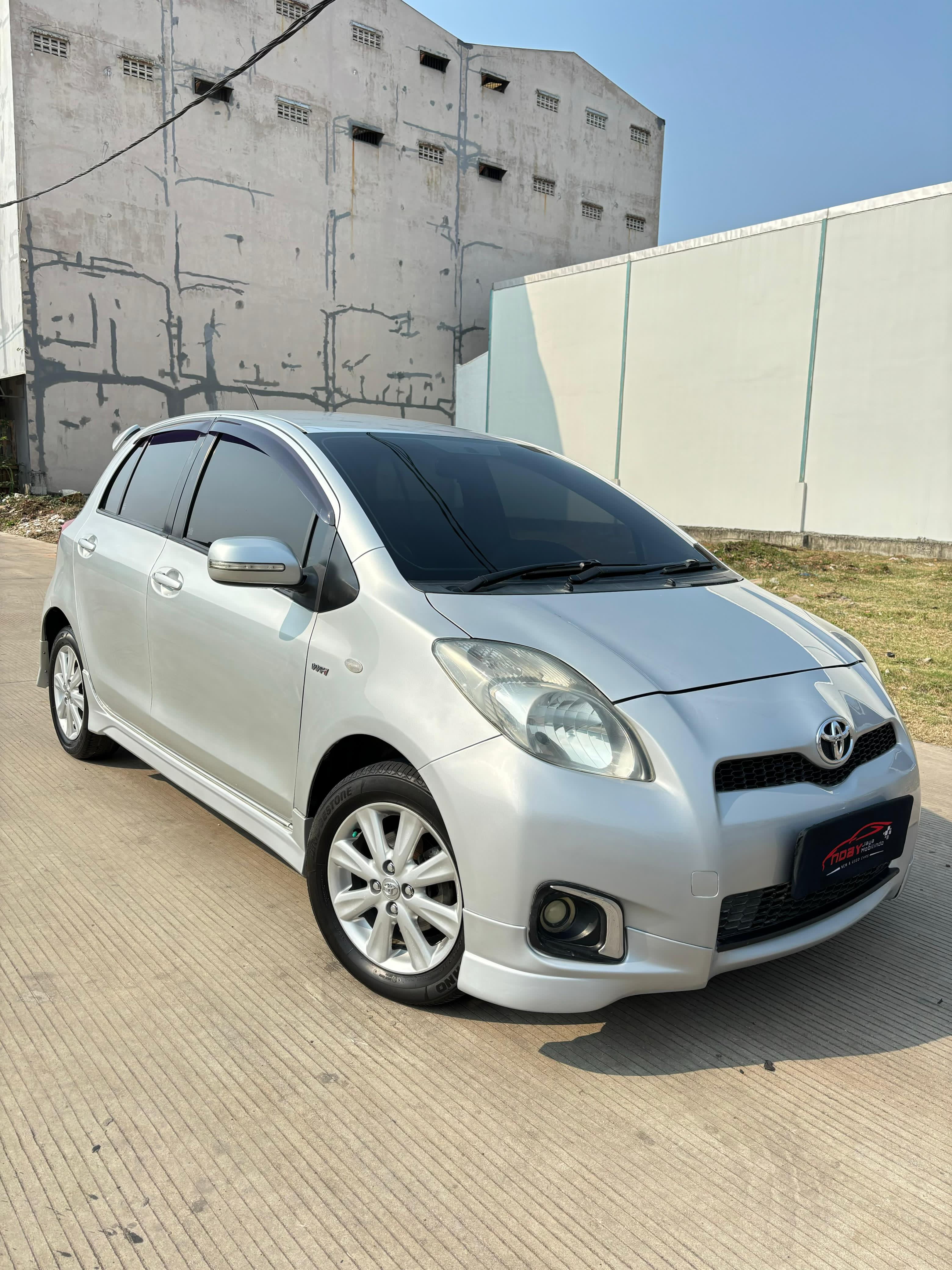 Toyota Yaris 1.5 E 2013 Automatic