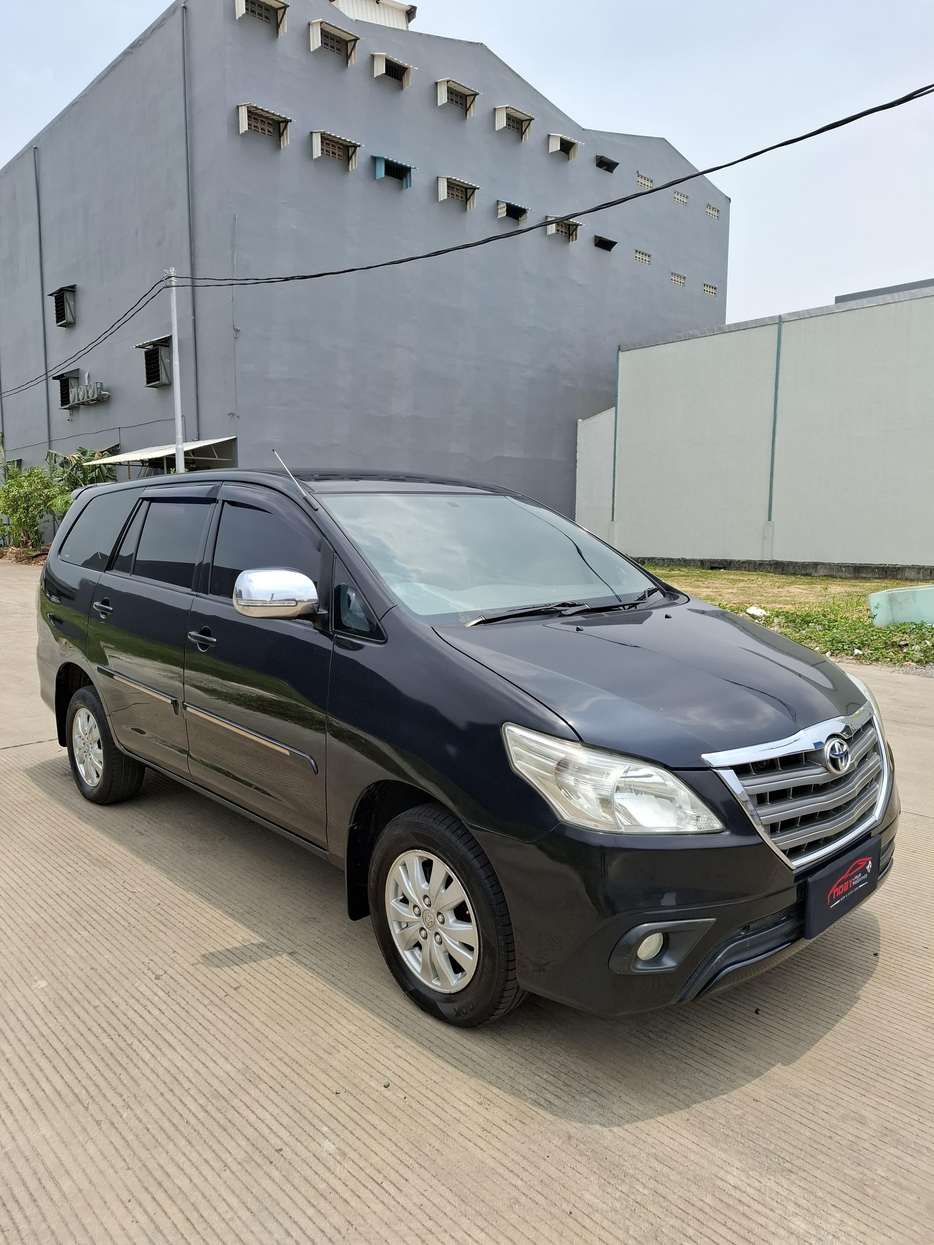Toyota Grand Innova 2.0 G 2013 Manual