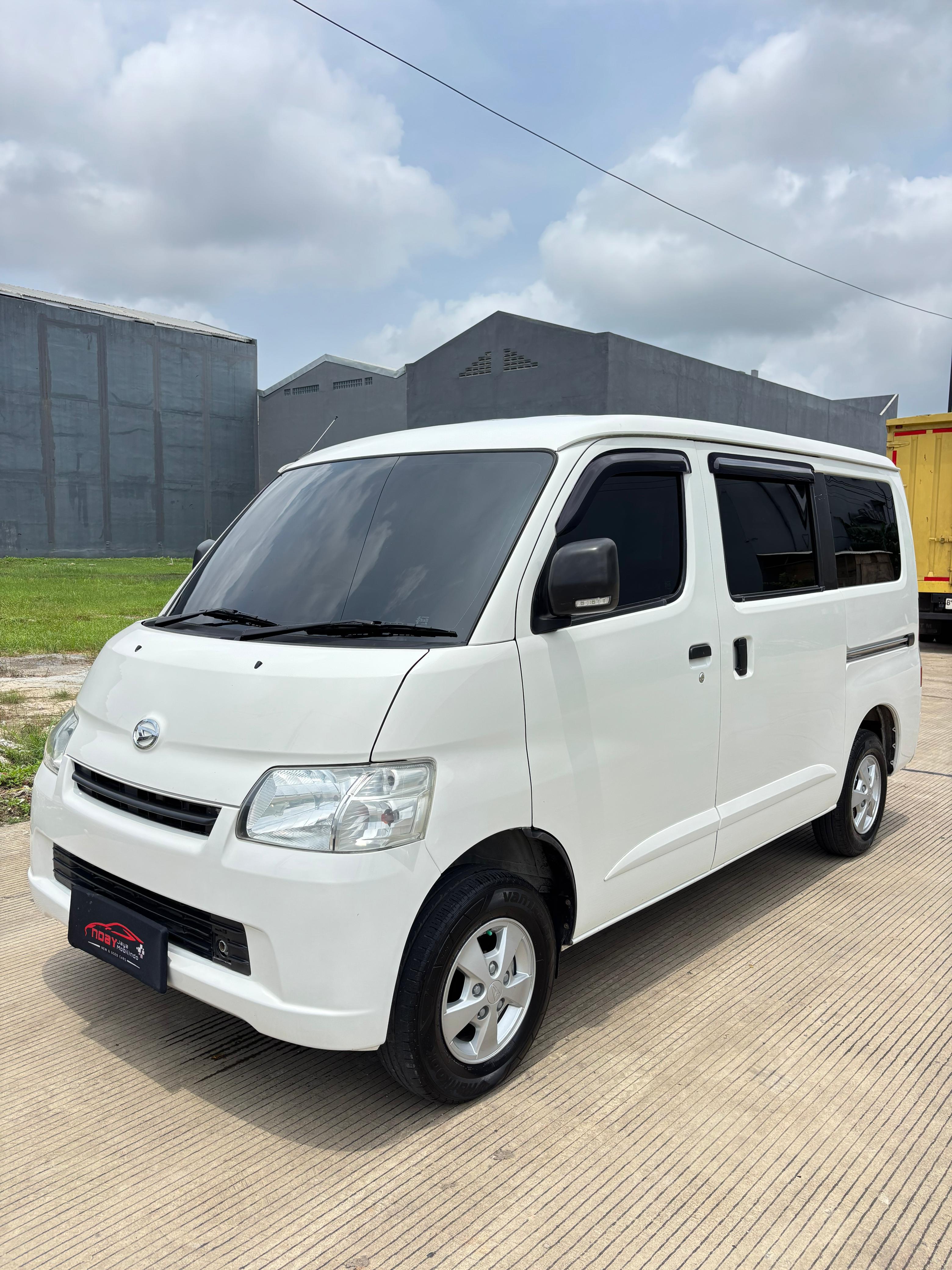 Daihatsu Granmax 1.3 D 2018 Airbag Manual