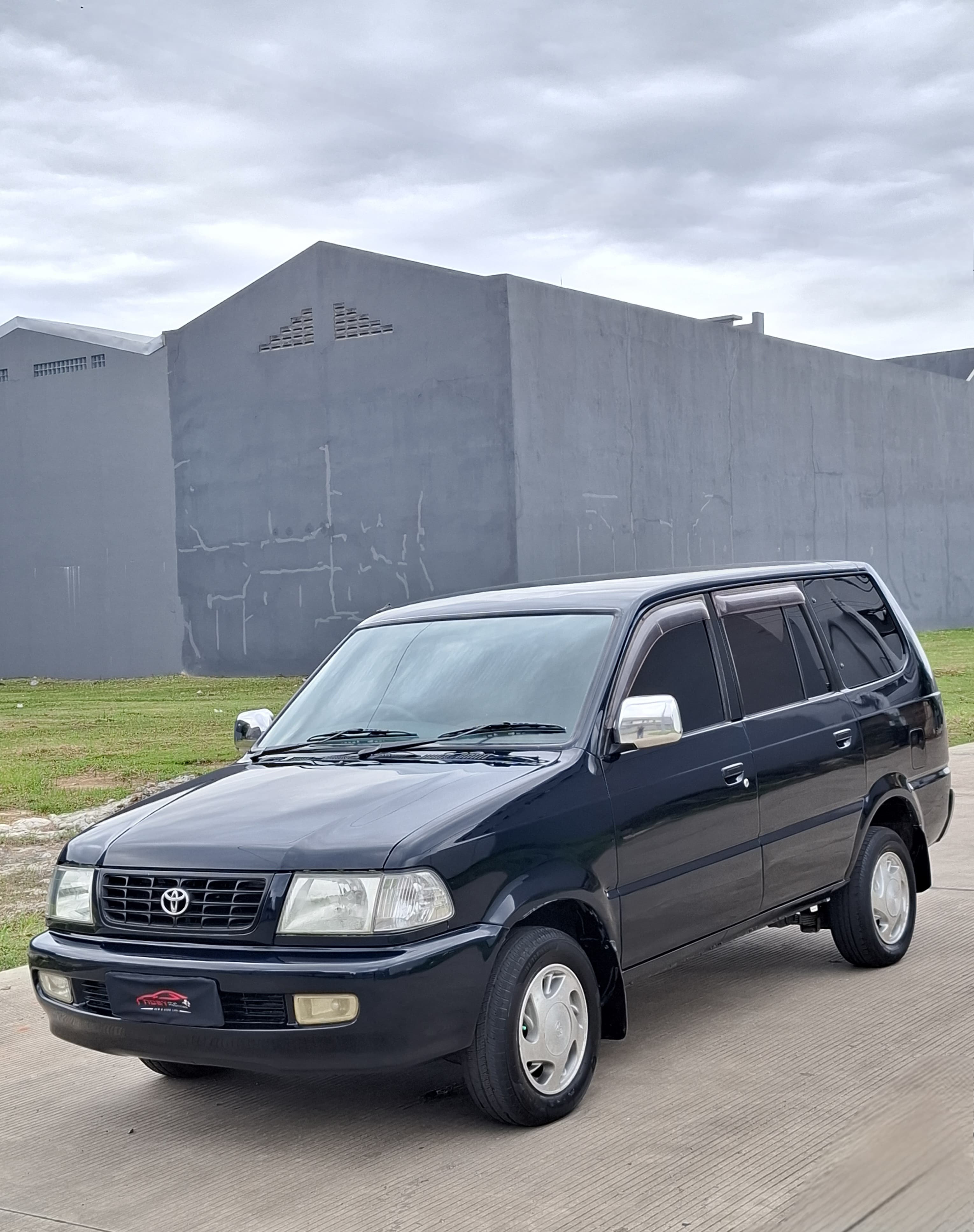 Toyota Kijang LGX 2.5 Diesel Tahun 2000